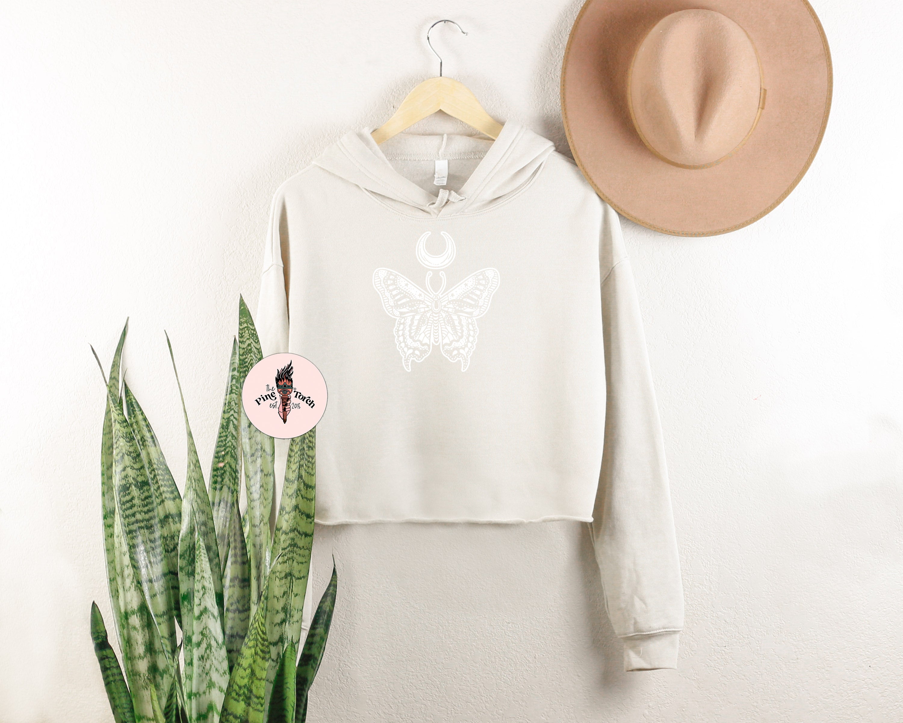 « MYSTICAL BUTTERFLY » CROP HOODIE