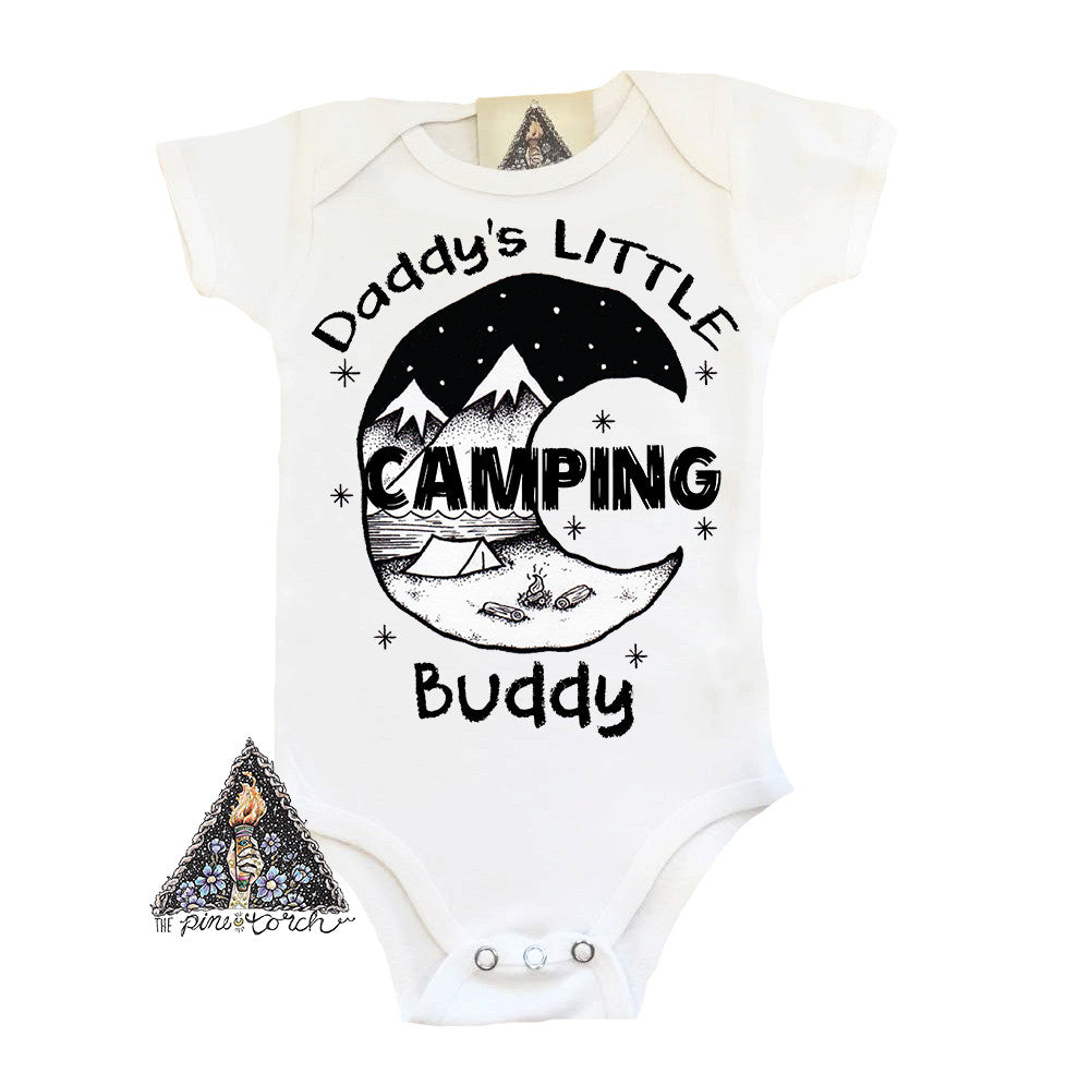 « DADDY'S LITTLE CAMPING BUDDY » BODYSUIT