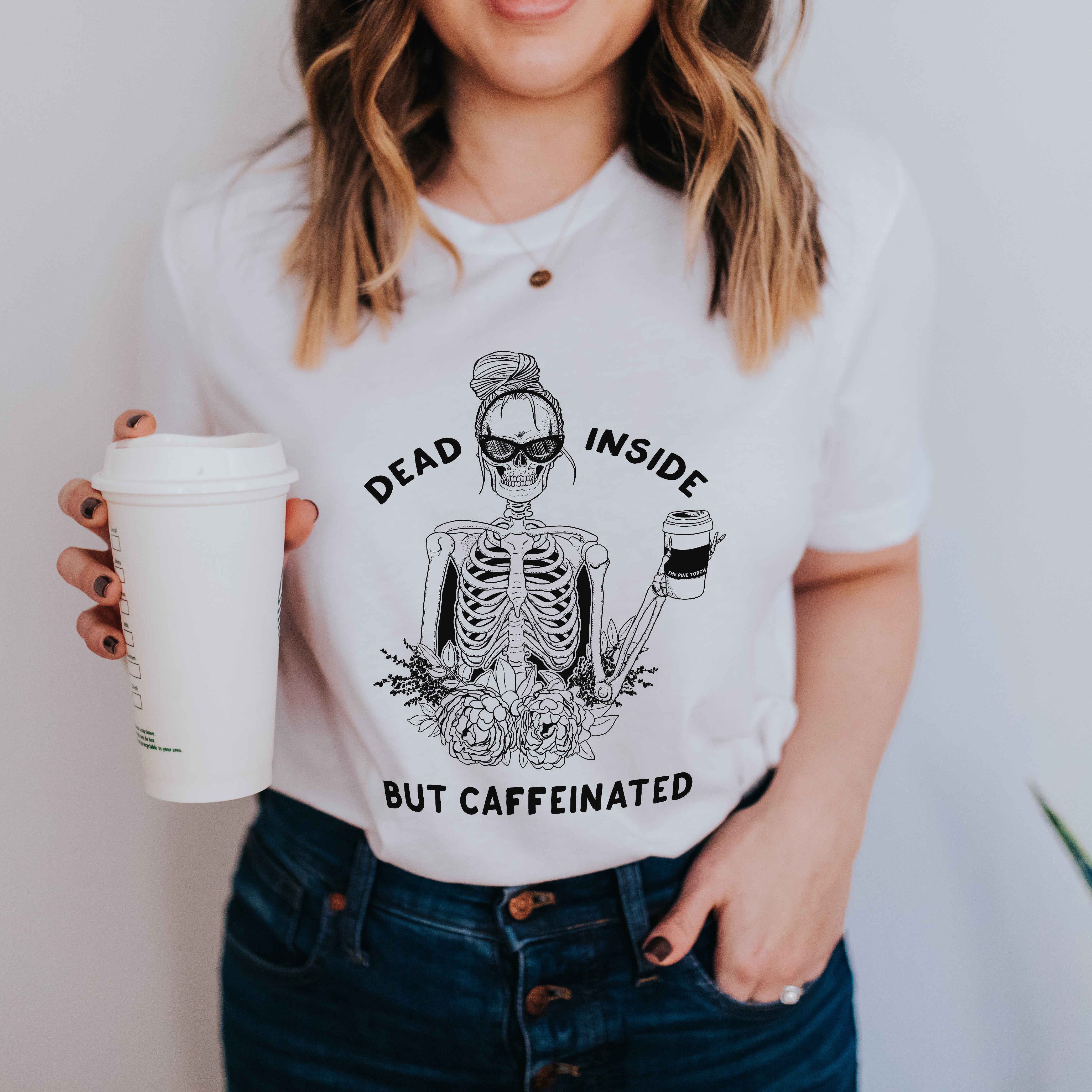 « DEAD INSIDE BUT CAFFEINATED » UNISEX TEE