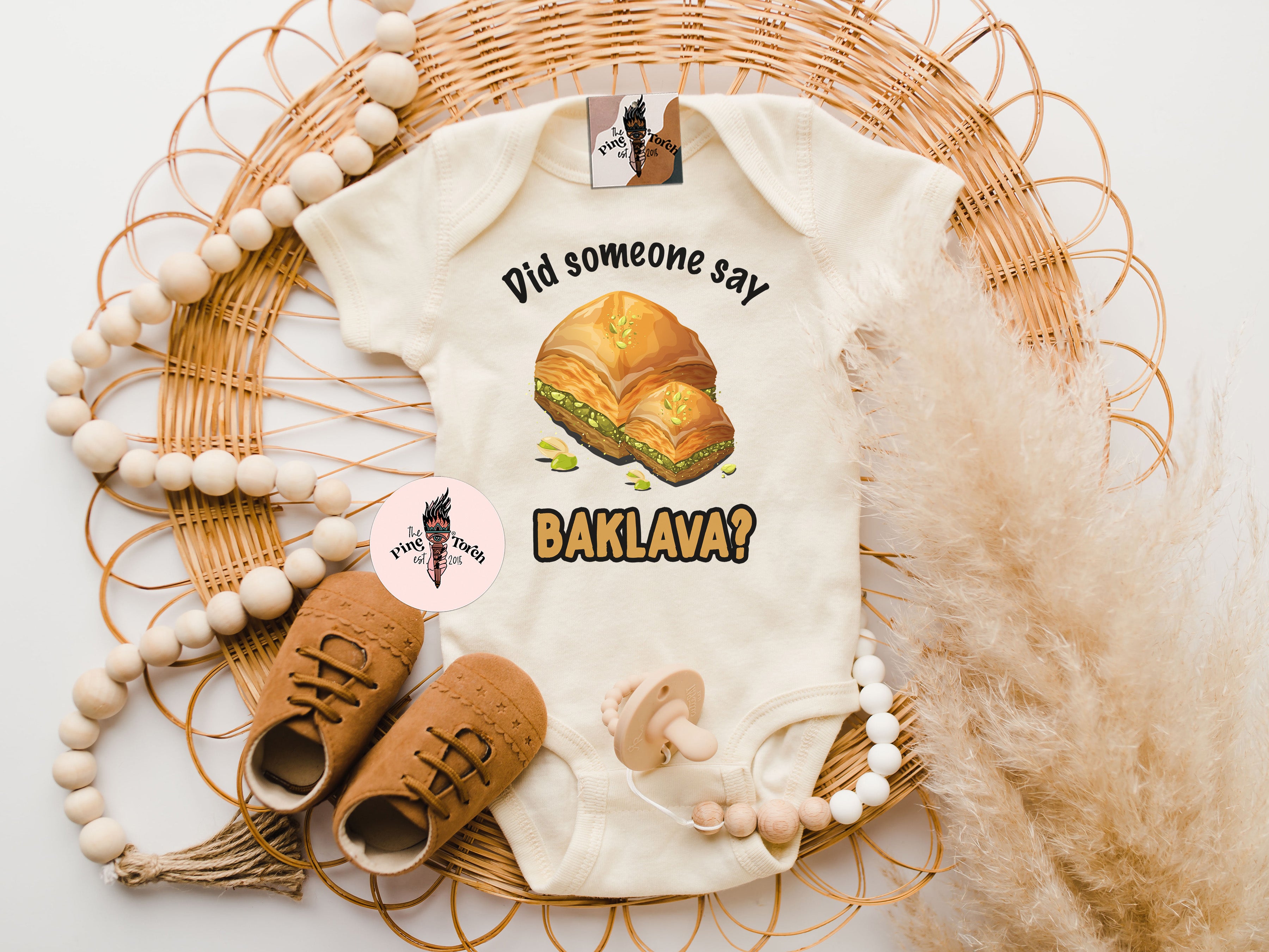 « MAMA'S LITTLE BAKLAVA » BODYSUIT