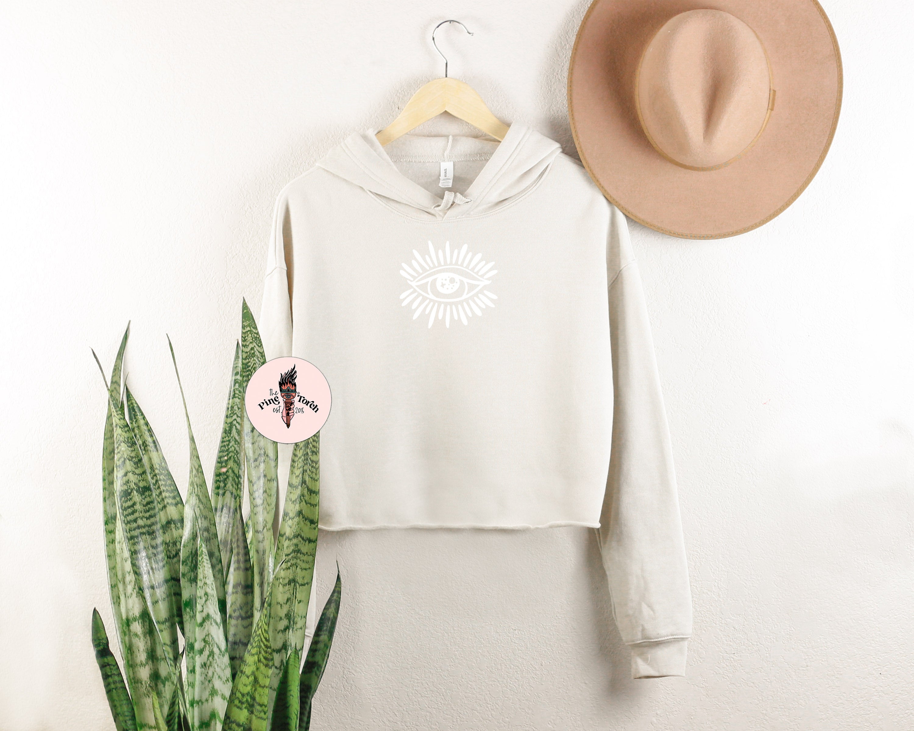« EVIL EYE » CROP HOODIE