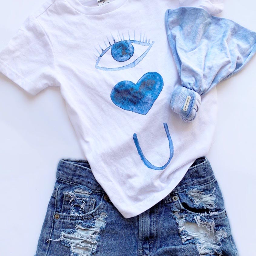 « EYE LUV U » HAND DYED TOPKNOT