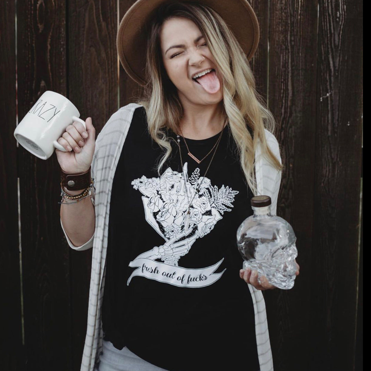 « FRESH OUT OF FUCKS » UNISEX TEE