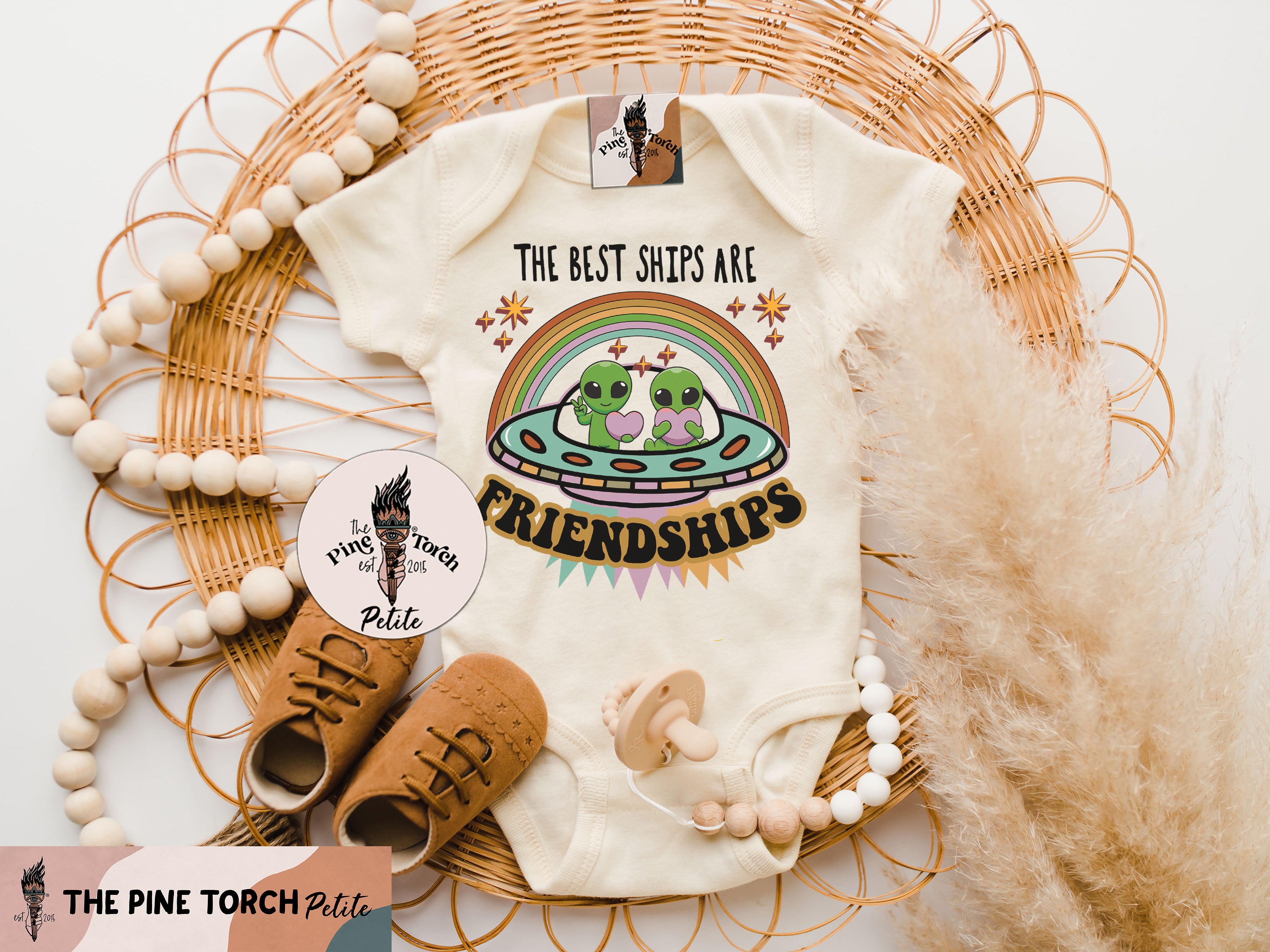« THE BEST SHIPS ARE FRIENDSHIPS » BODYSUIT