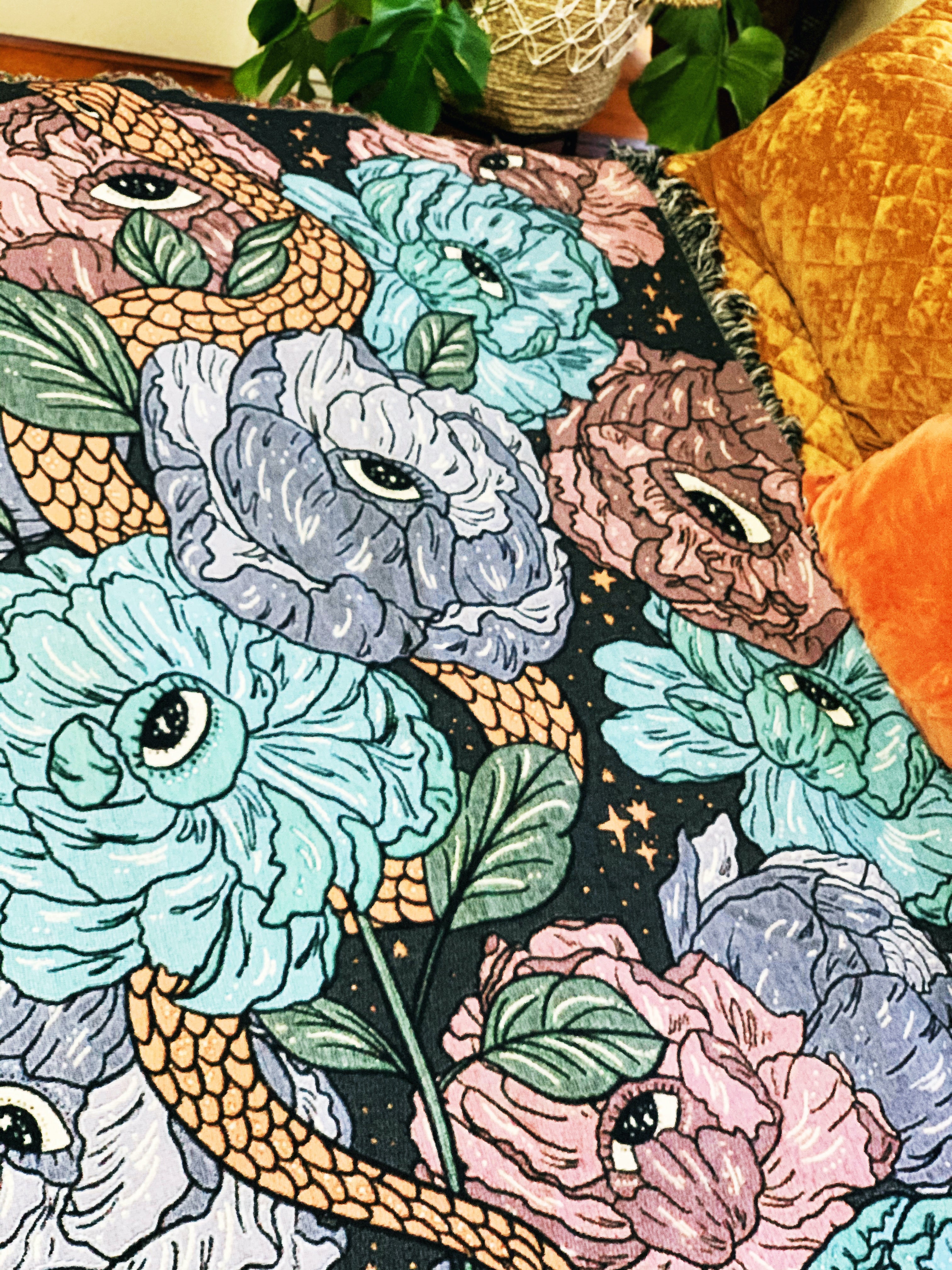 GOTHIC FLORAL // WOVEN FRINGE BLANKET