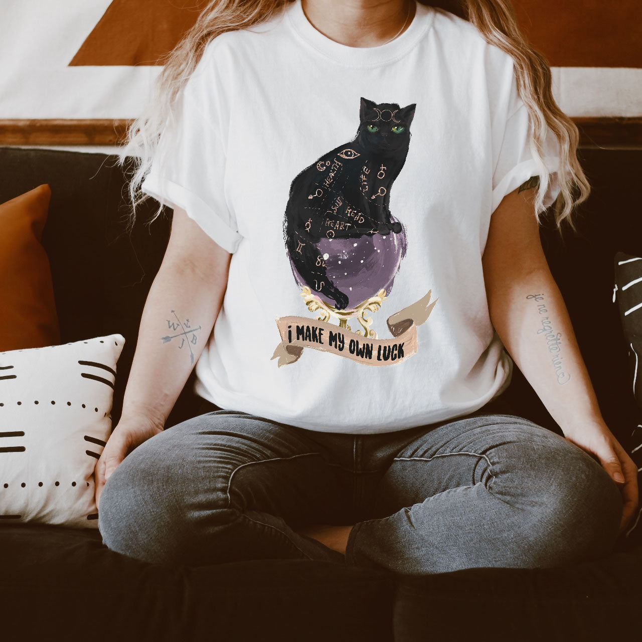 « I MAKE MY OWN LUCK » UNISEX TEE