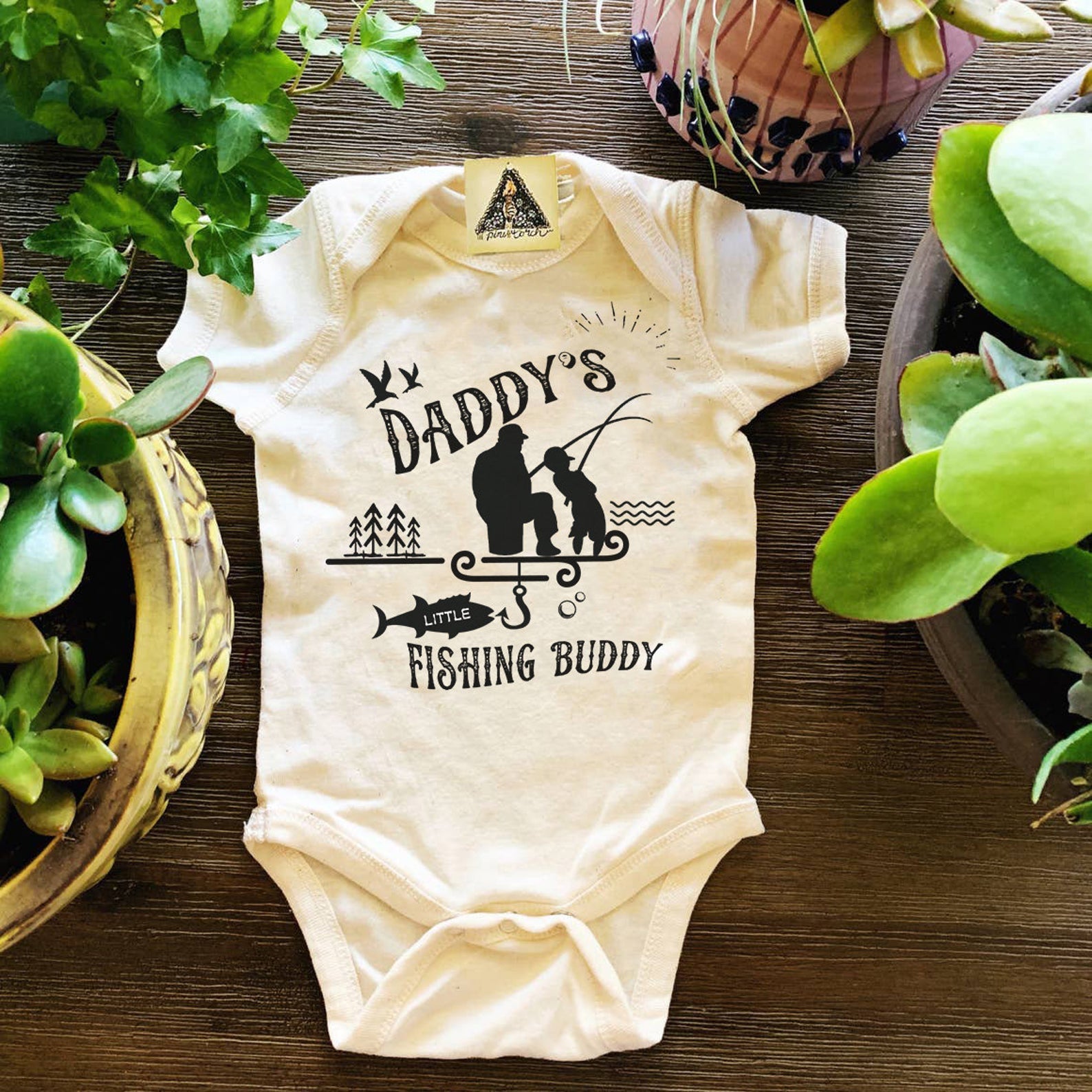 « DADDY'S/GRANDPA'S LITTLE FISHING BUDDY » BODYSUIT