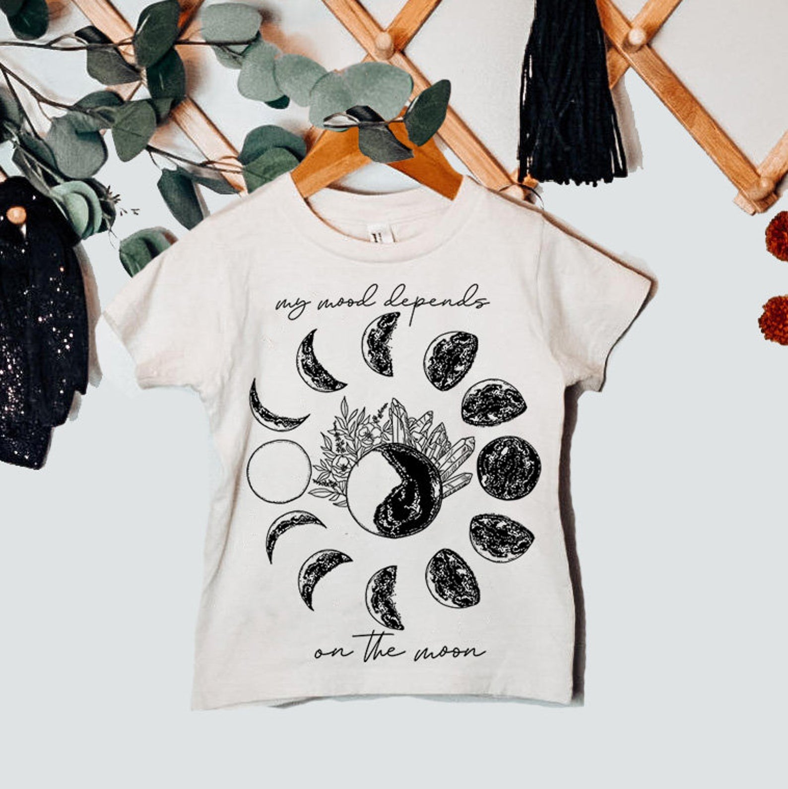 « MY MOOD DEPENDS ON THE MOON » KIDS TEE