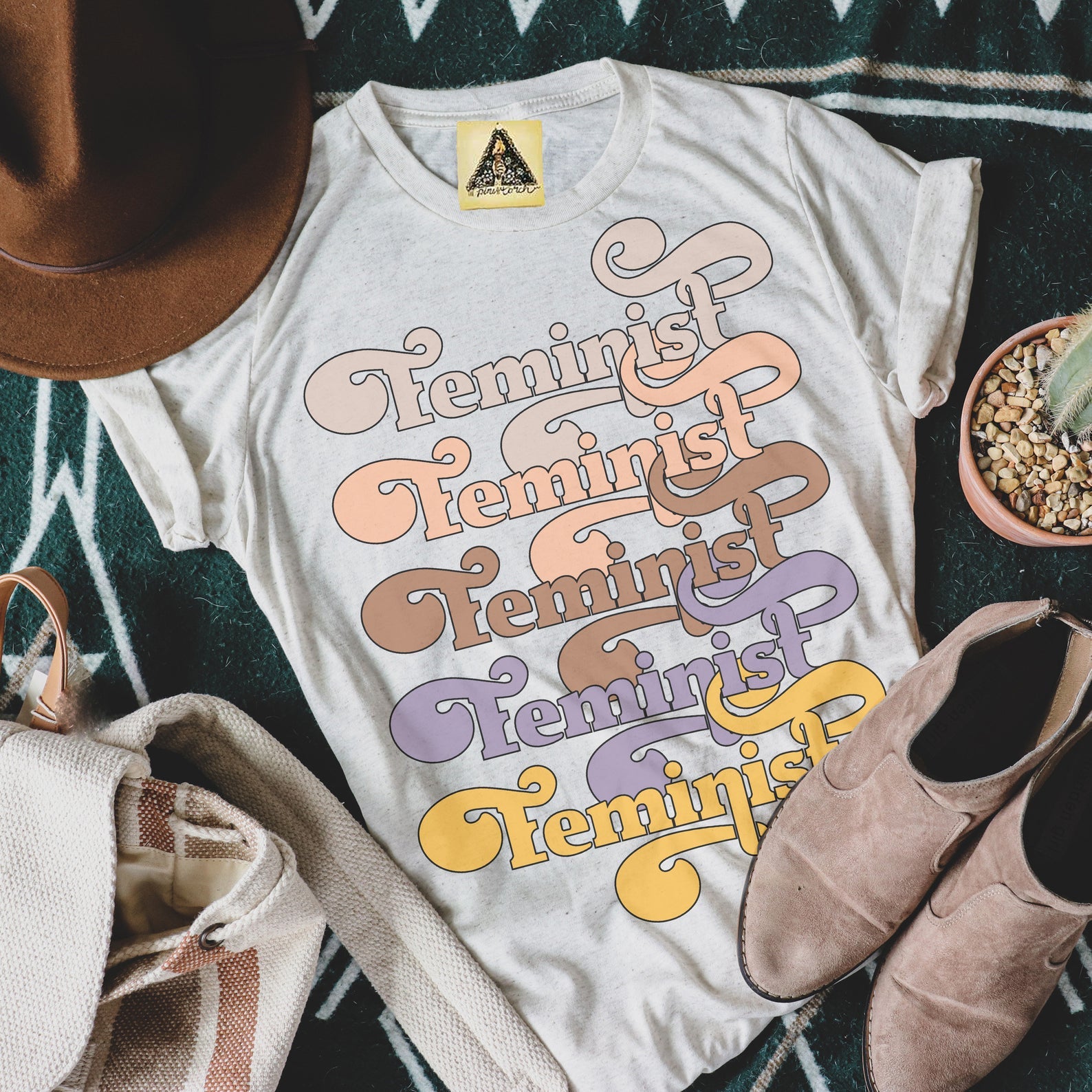 « FEMINIST REPLAY » UNISEX CREAM TEE