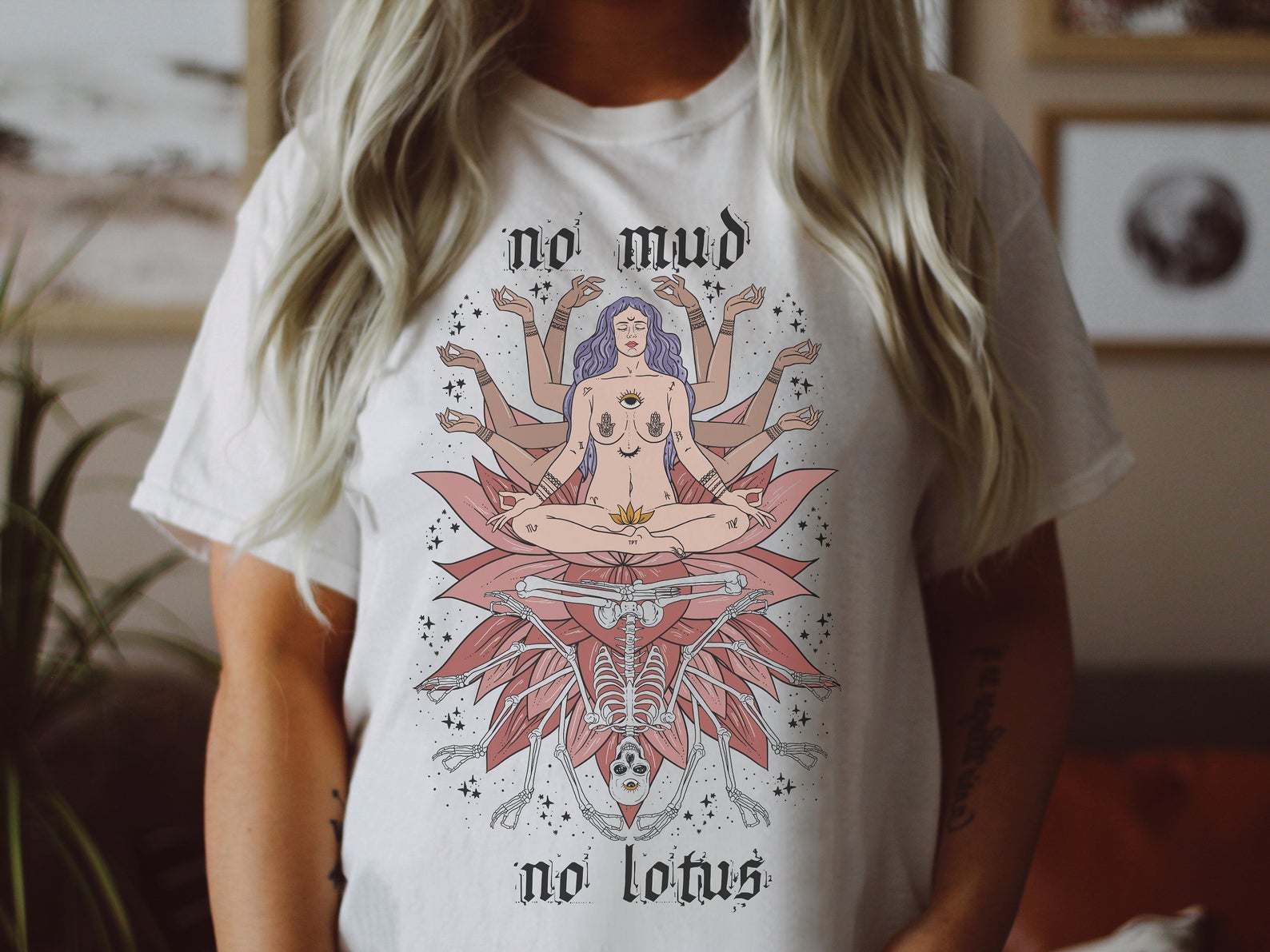 « NO MUD, NO LOTUS » UNISEX TEE