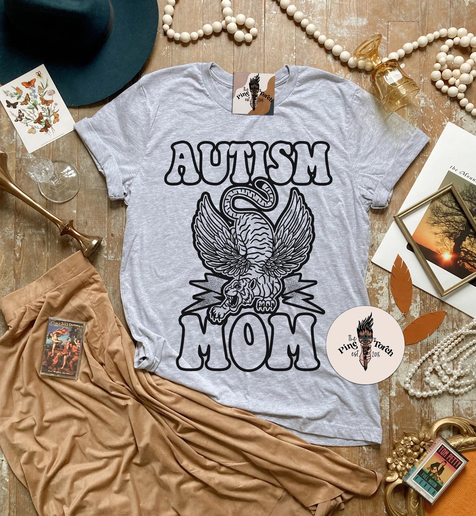 AUTISM MOM TIGER // UNISEX TEE