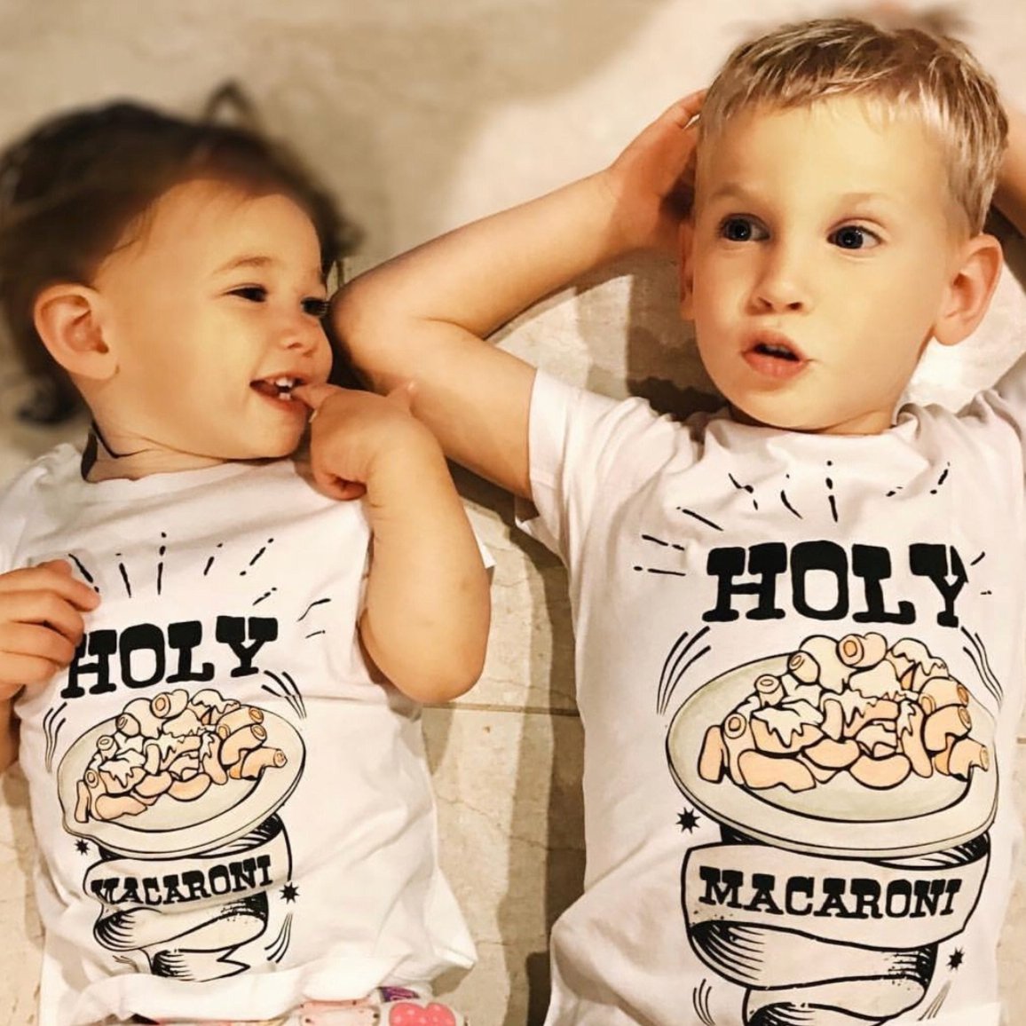 « HOLY MACARONI » KID'S TEE