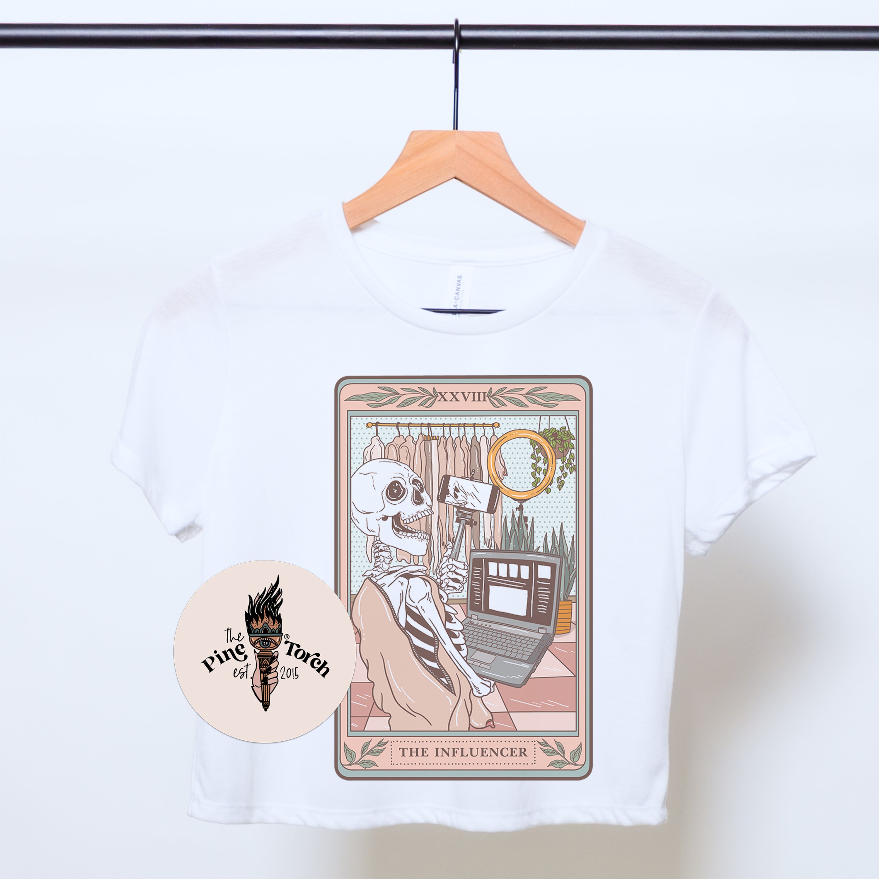 « THE INFUENCER » FLOWY CROP TEE