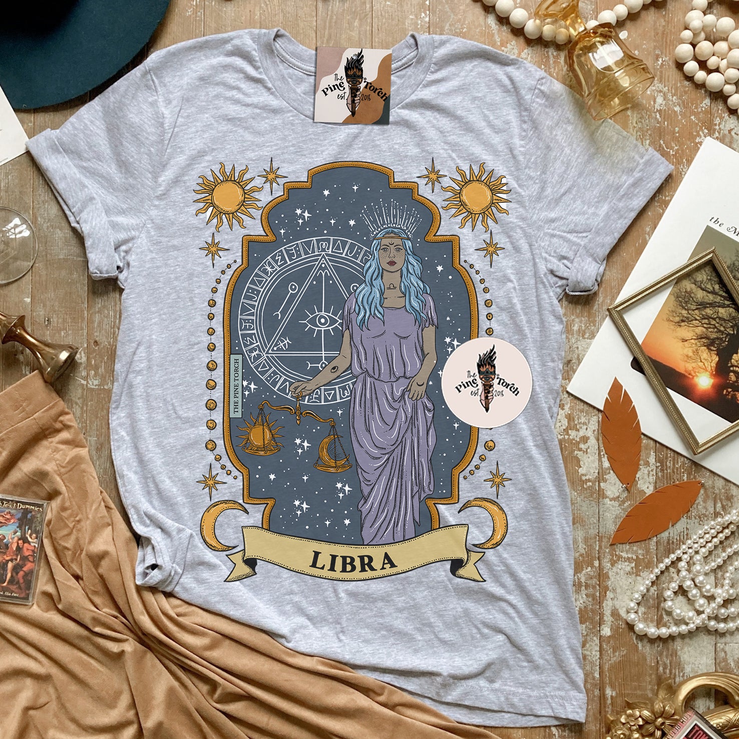 LIBRA // UNISEX TEE