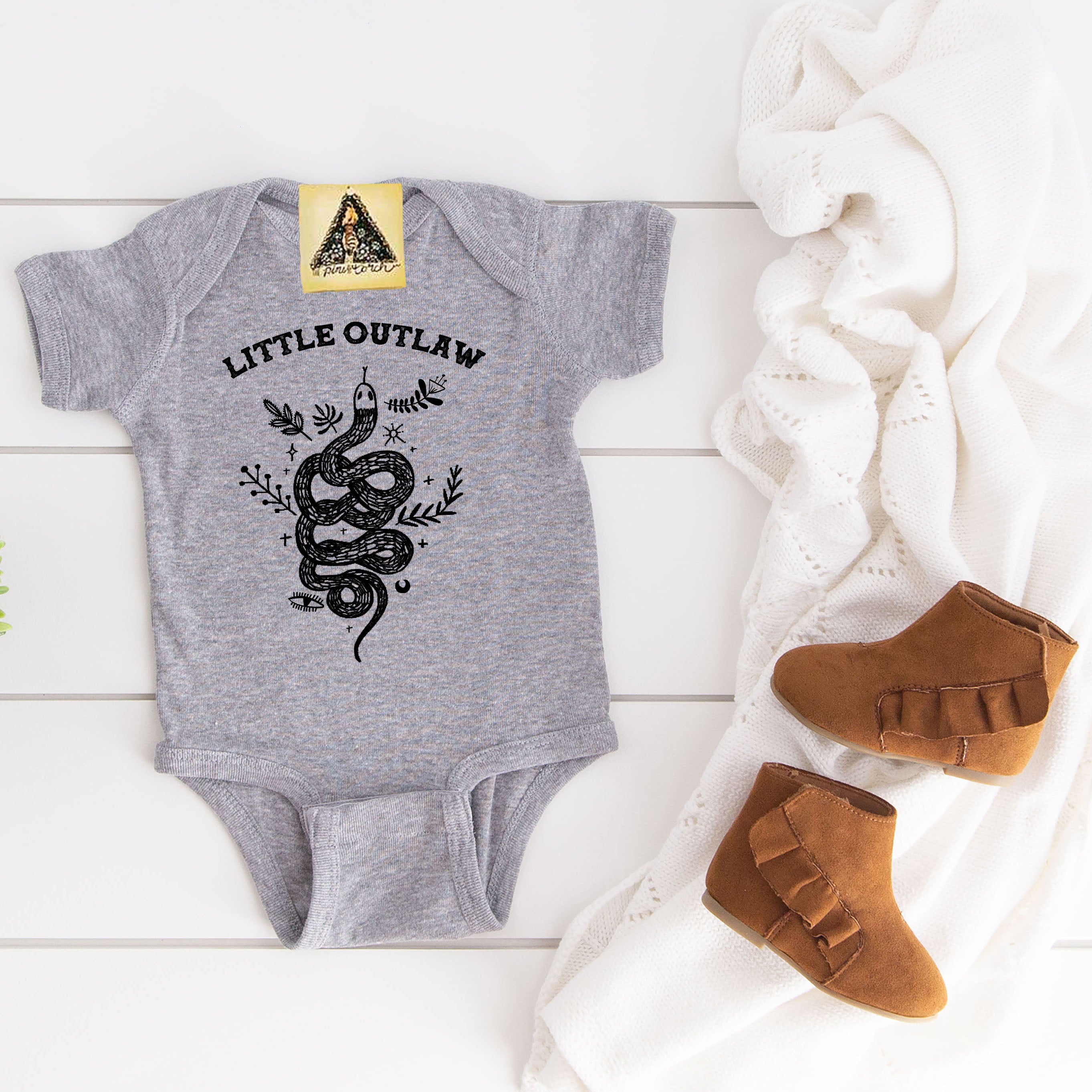 « LITTLE OUTLAW » BODYSUIT