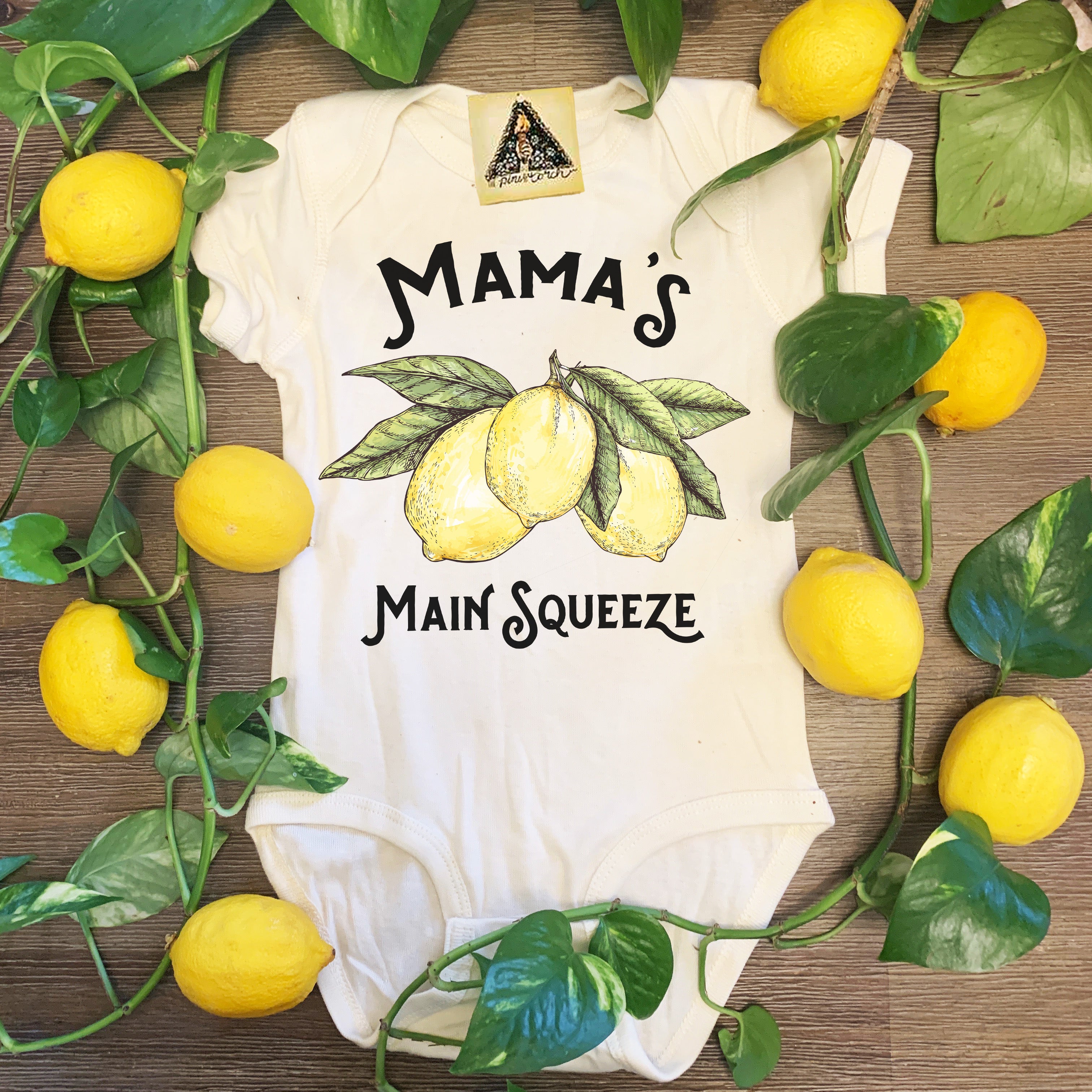 « MAMA'S MAIN SQUEEZE » BODYSUIT