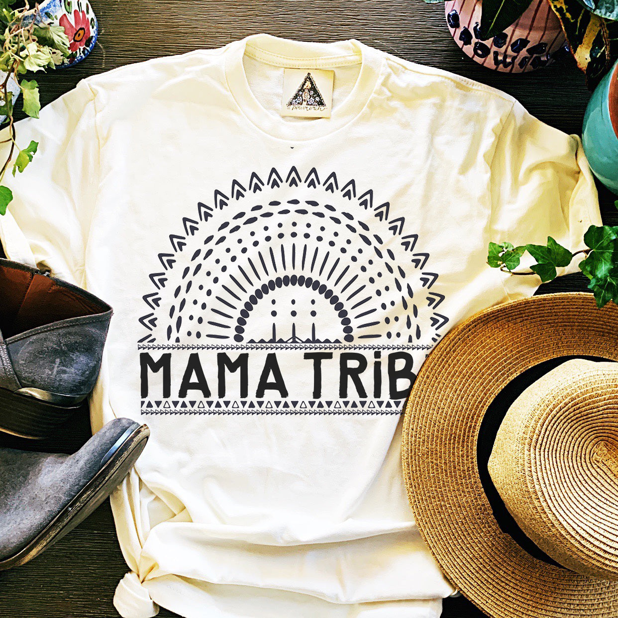 « MAMA TRIBE » UNISEX TEE
