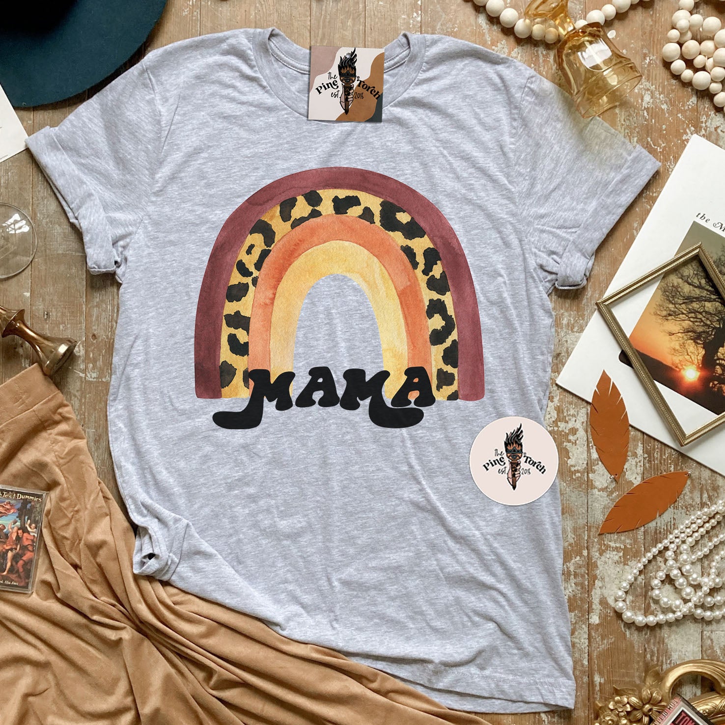 MAMA LEOPARD RAINBOW // UNISEX TEE