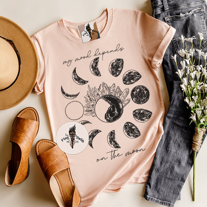 MY MOOD DEPENDS ON THE MOON // UNISEX TEE