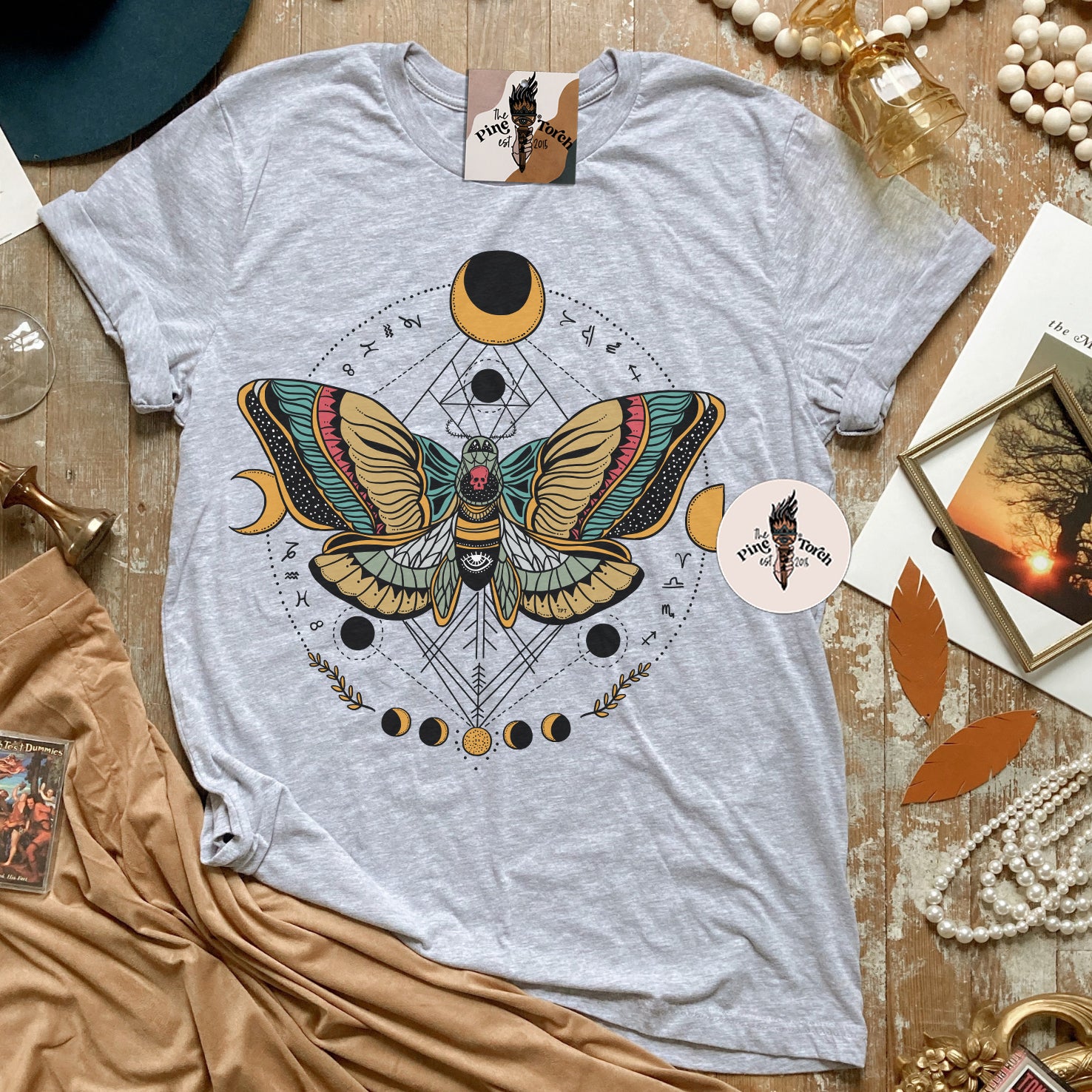 MOTH MOTHER // UNISEX TEE