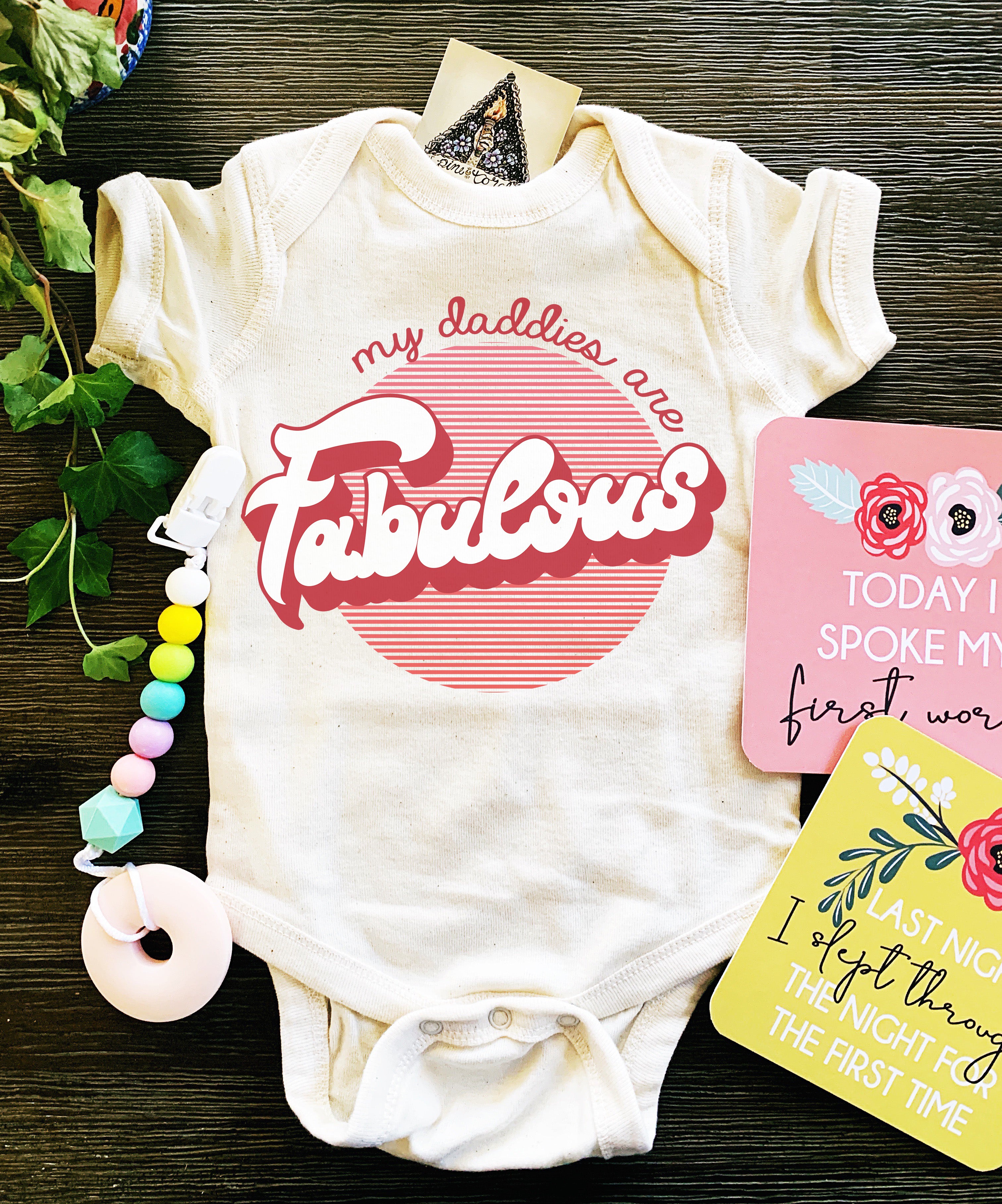 « TWO MOMMIES MEANS MORE LOVE » BODYSUIT