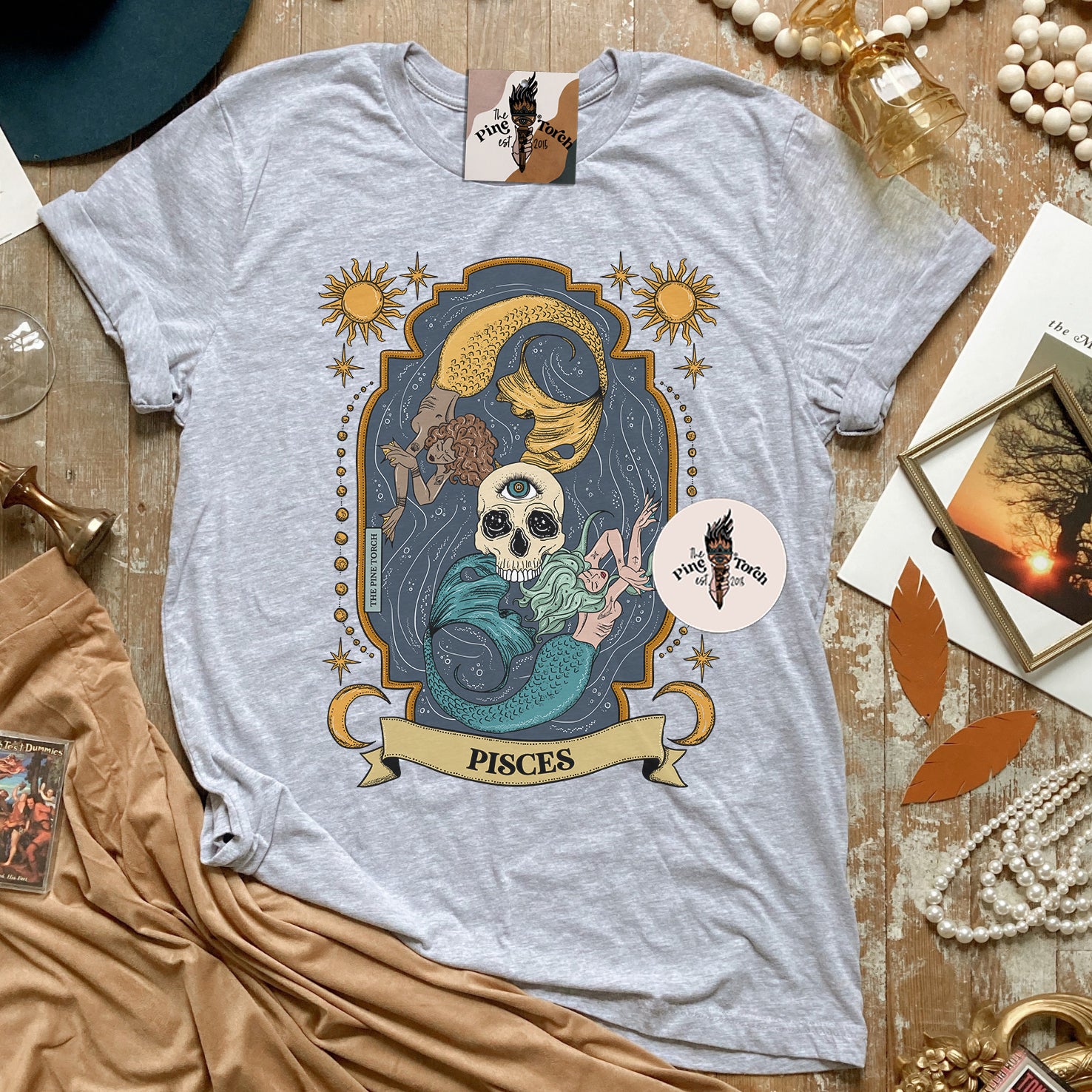 PISCES // UNISEX TEE