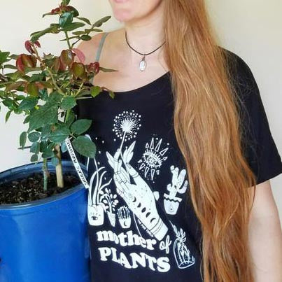 « MOTHER OF PLANTS » TEE