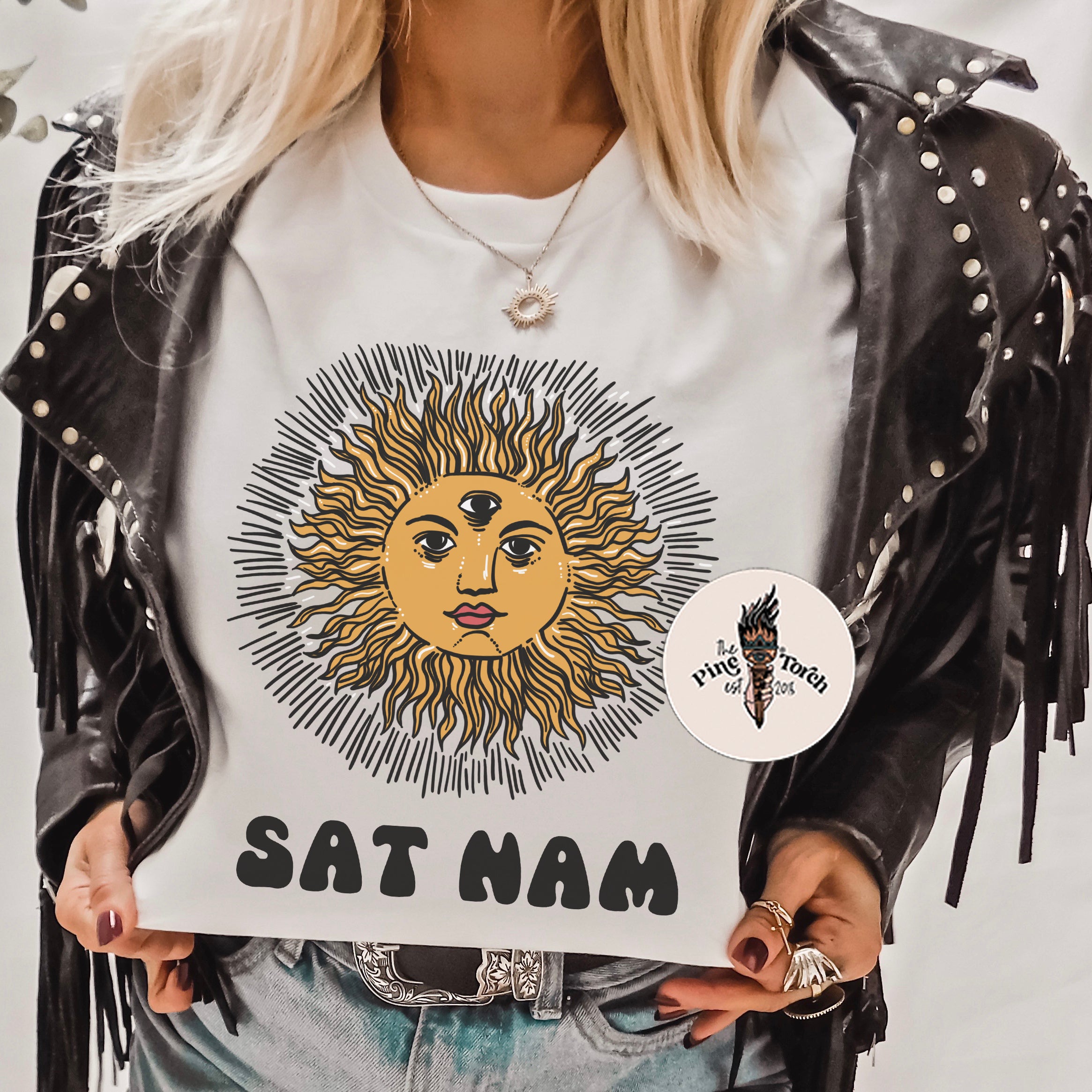 SAT NAM // UNISEX TEE