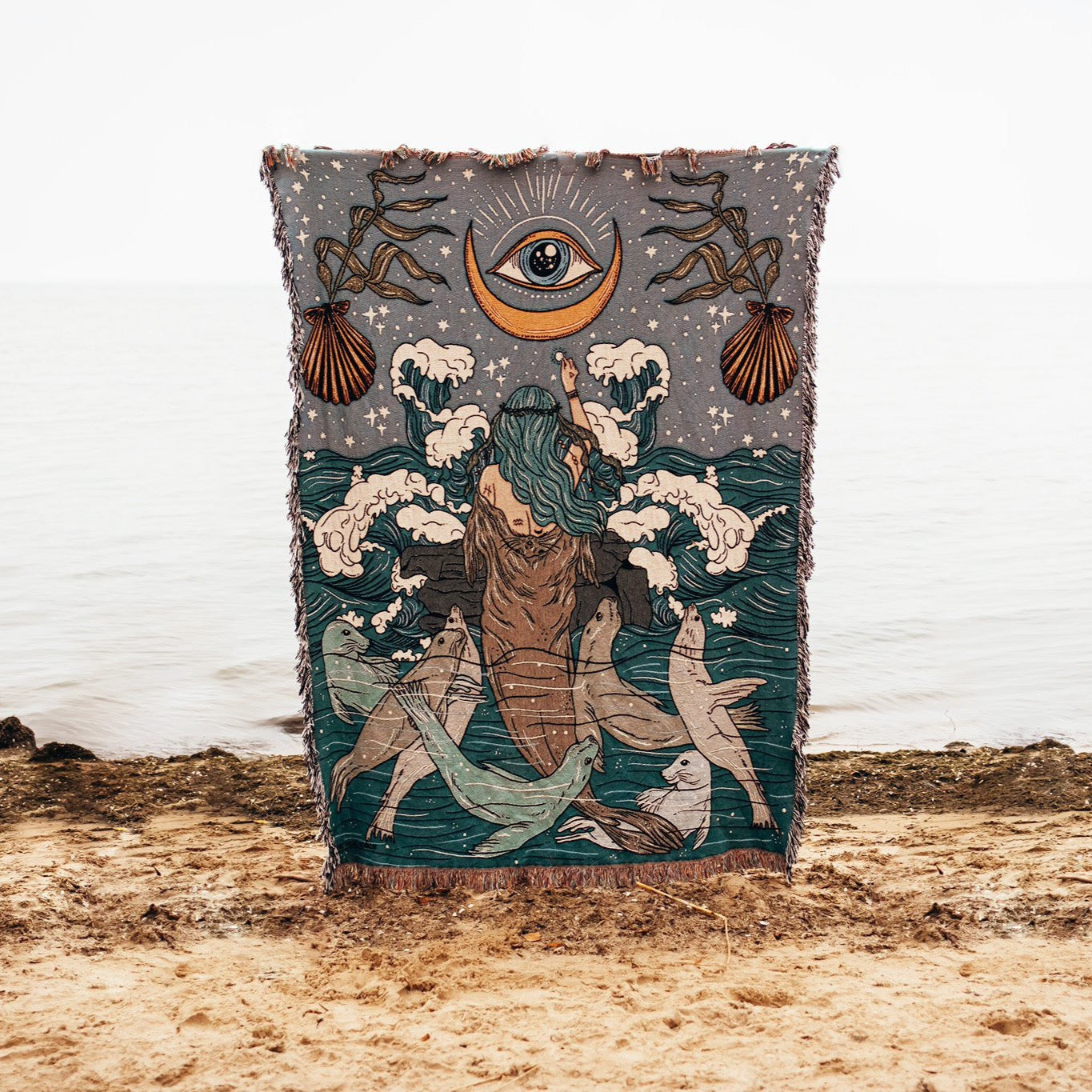 SELKIE WOMAN // WOVEN FRINGE BLANKET
