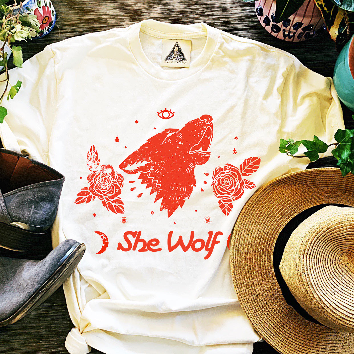 « SHE WOLF » UNISEX TEE