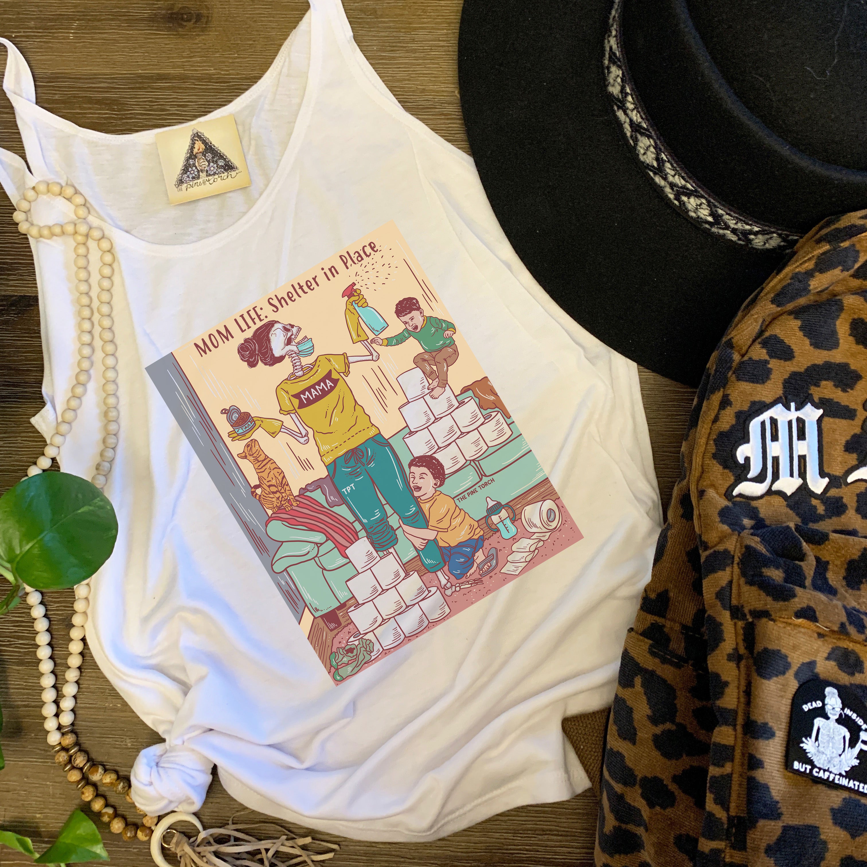 « MOM LIFE: SHELTER IN PLACE » SLOUCHY TANK