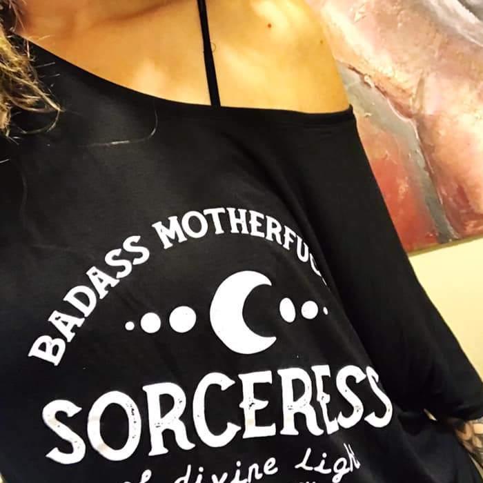 « BADASS MOTHERFUCKING SORCERESS OF DIVINE LIGHT » SLOUCHY TEE