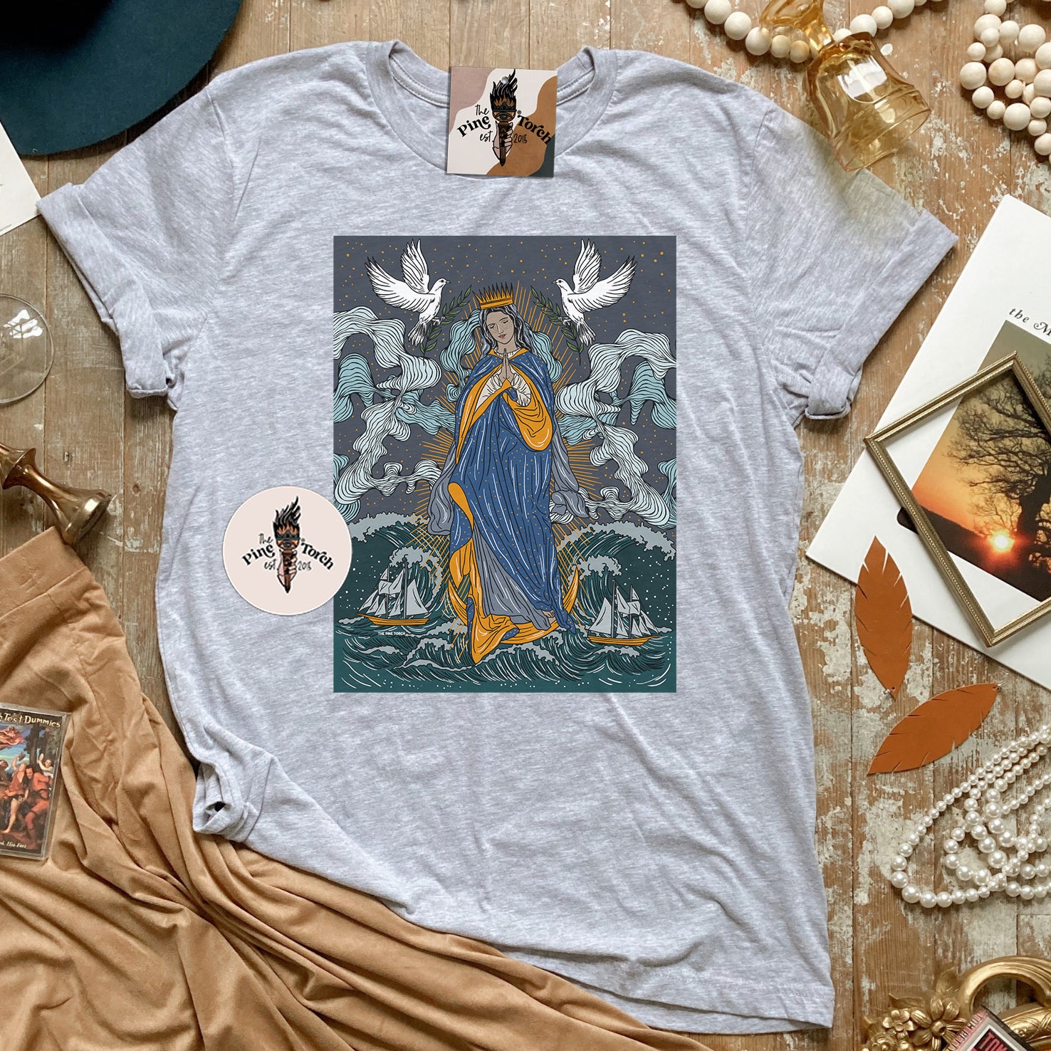 MARY STAR OF THE SEA // UNISEX TEE