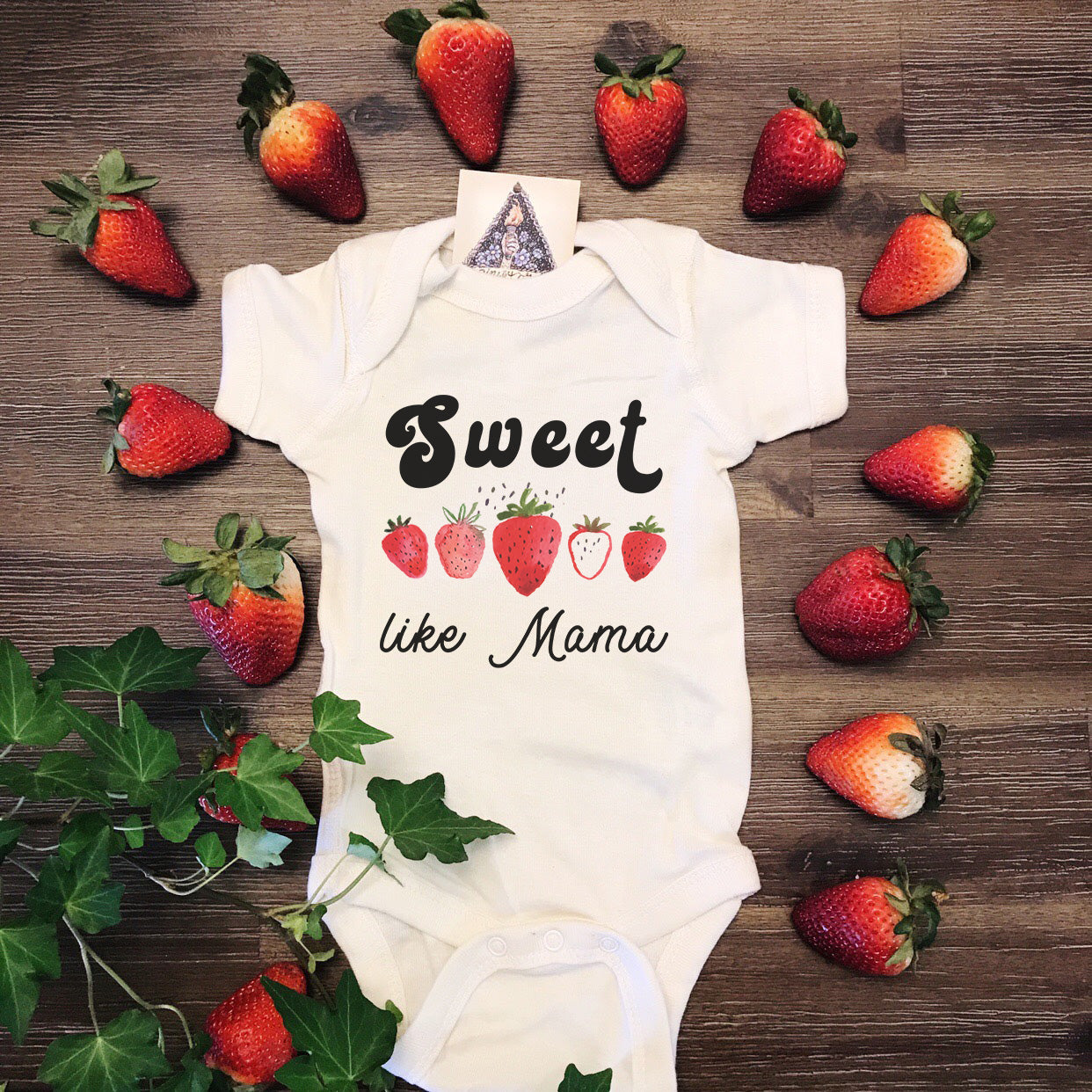 « SWEET LIKE MAMA » BODYSUIT