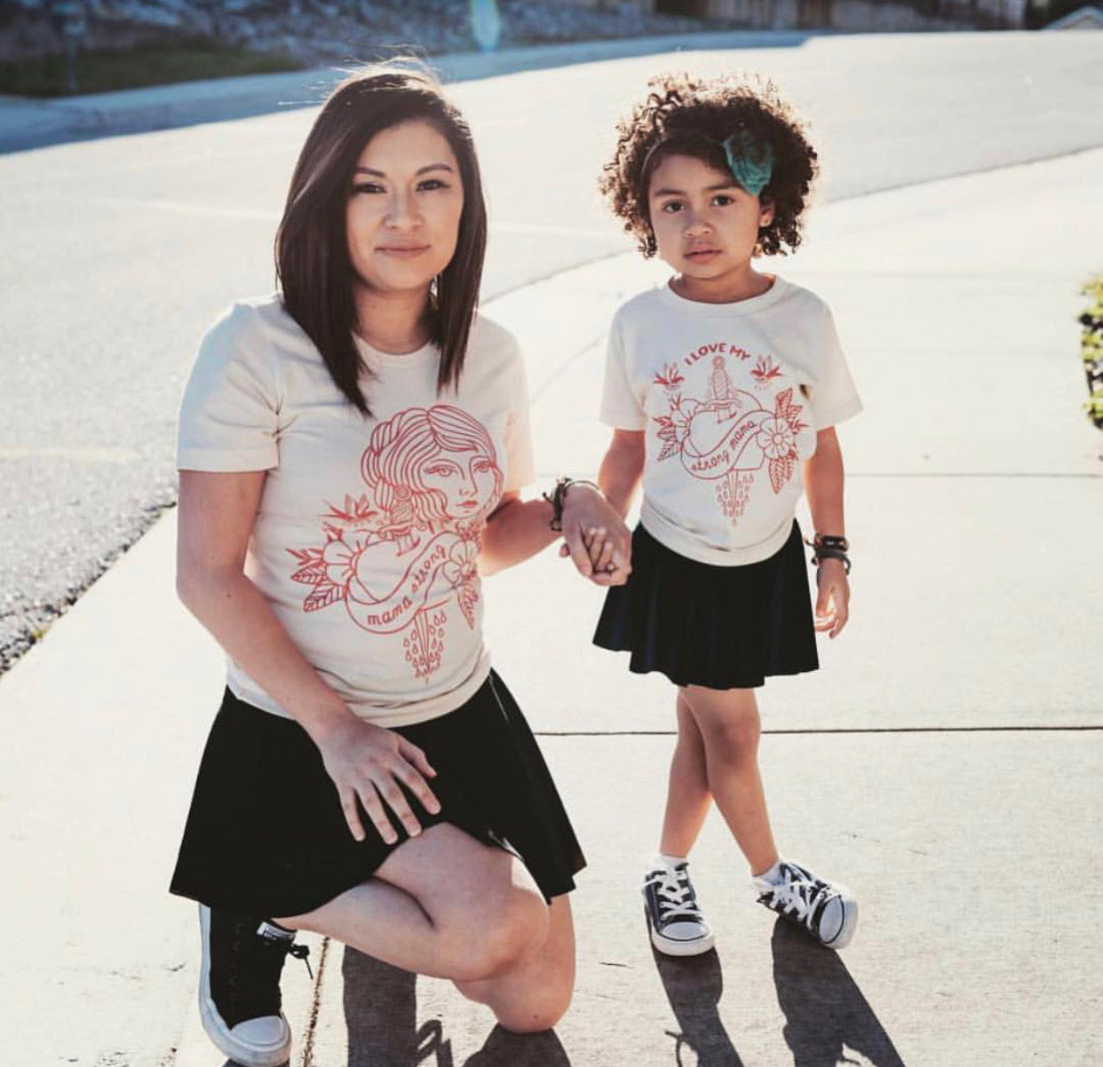 « MAMA STRONG + I LOVE MY STRONG MAMA » MOMMY & ME // Cream Unisex Tee + Bodysuit