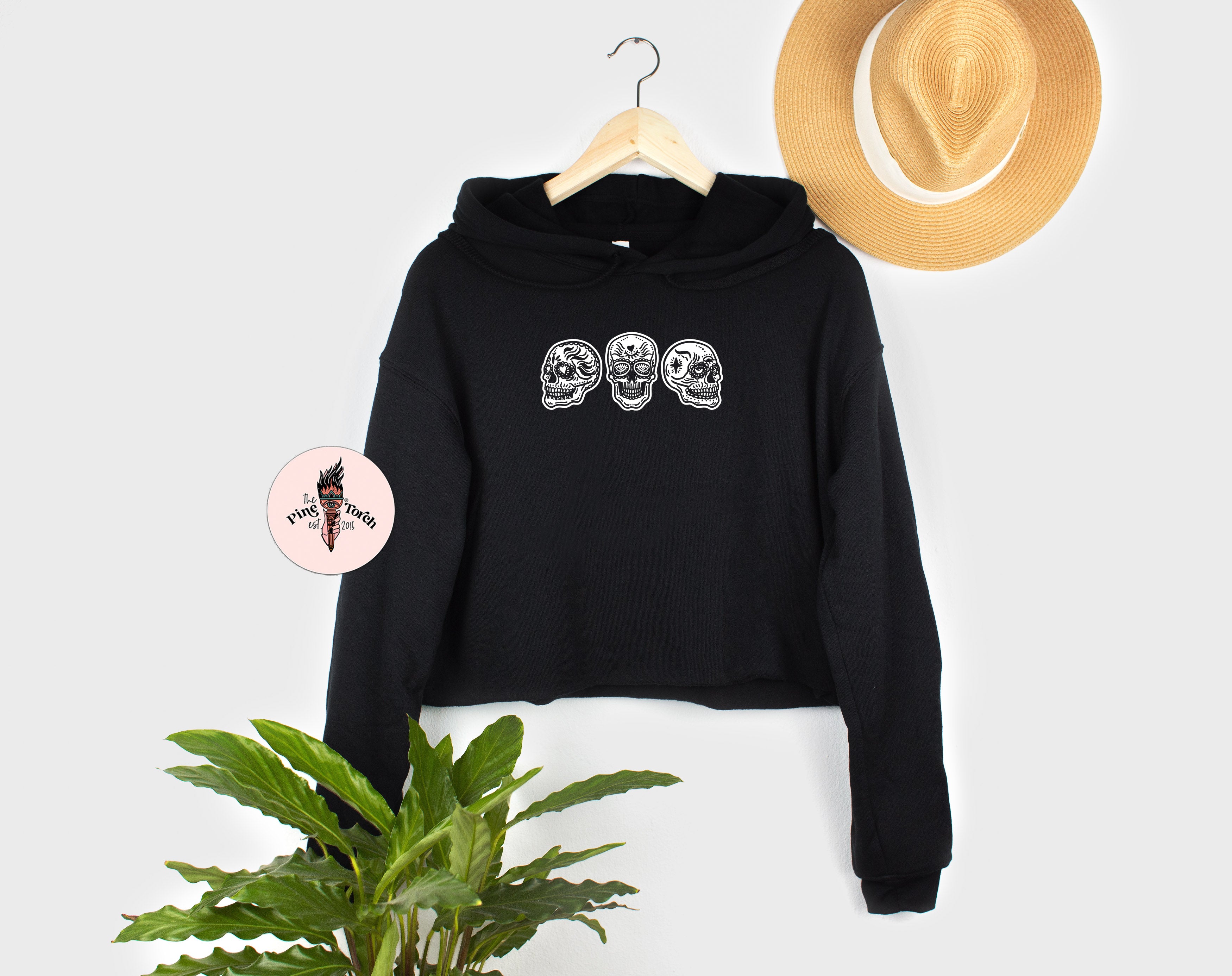 « SUGAR SKULLS » CROP HOODIE