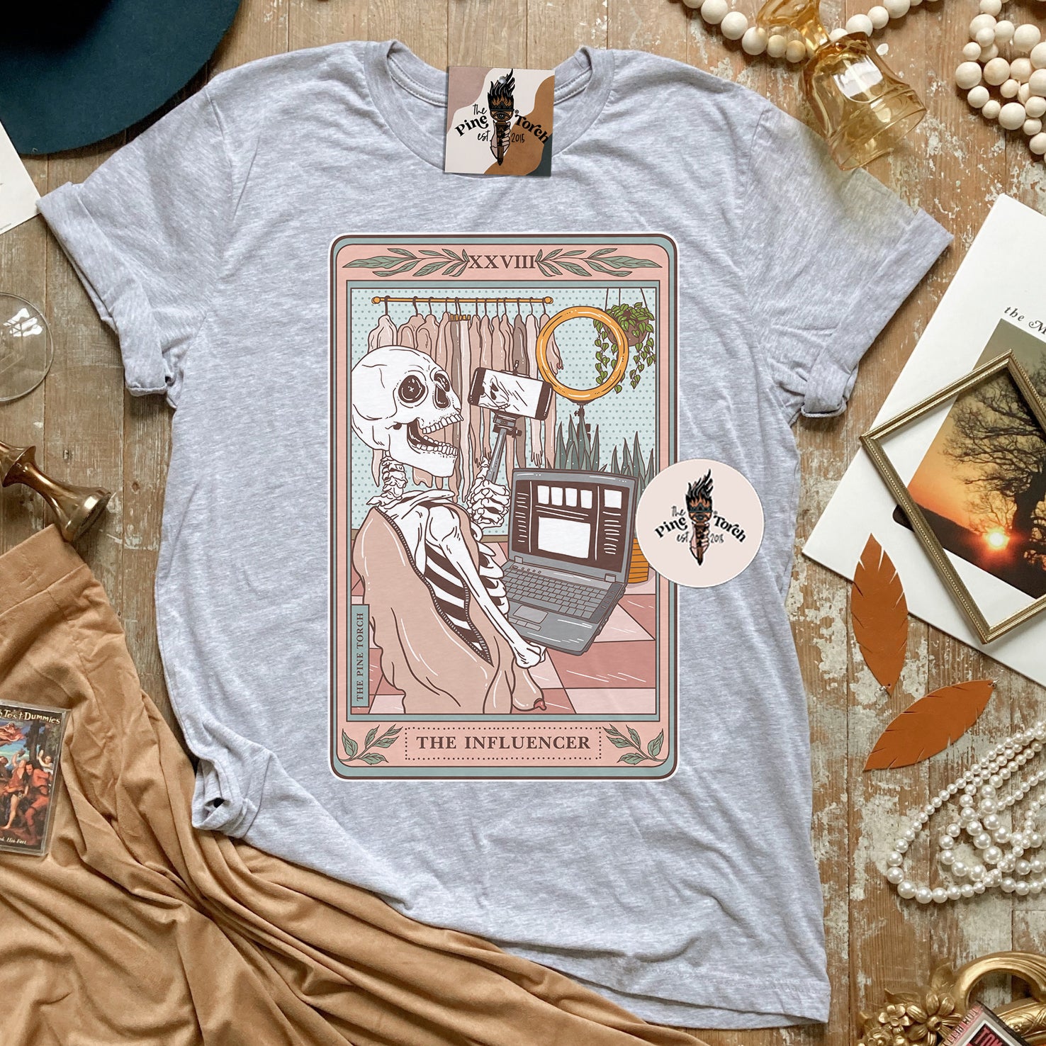 THE INFLUENCER // UNISEX TEE