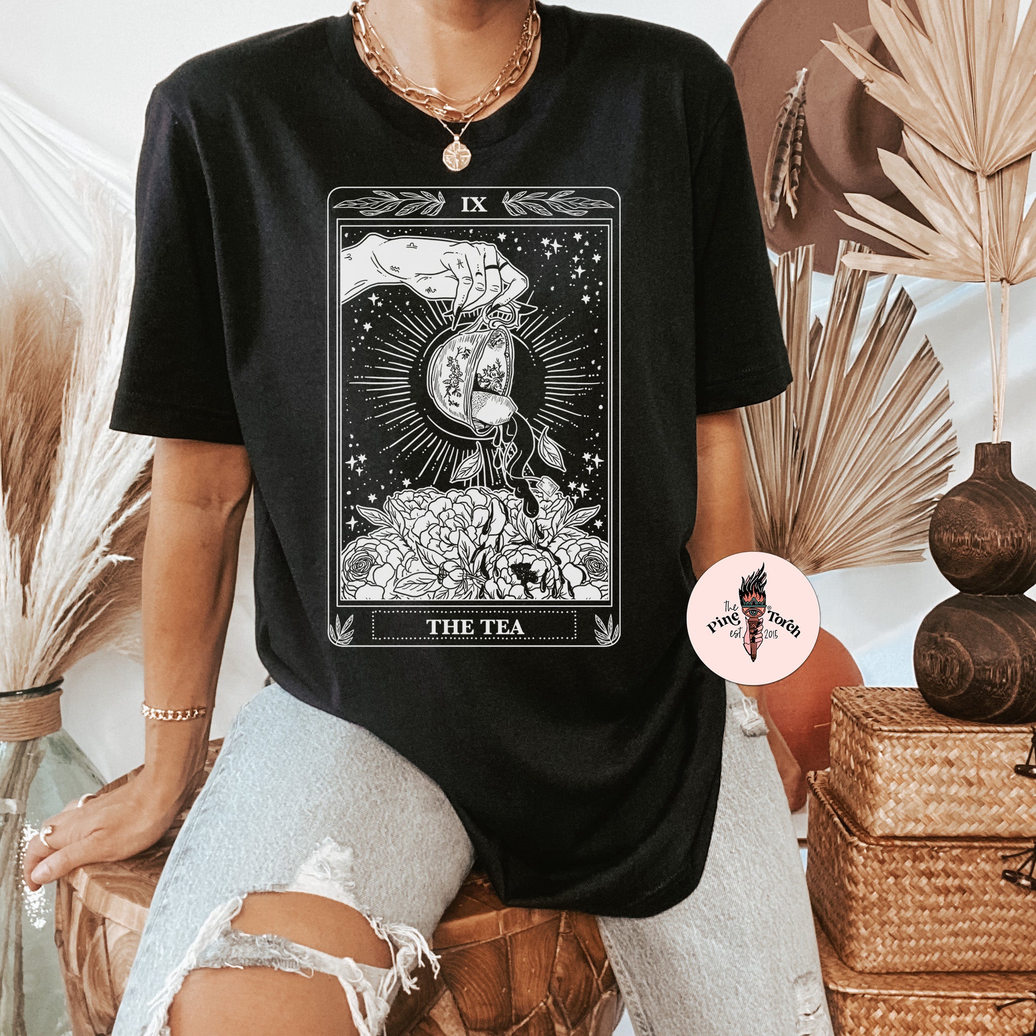 THE TEA // UNISEX TEE