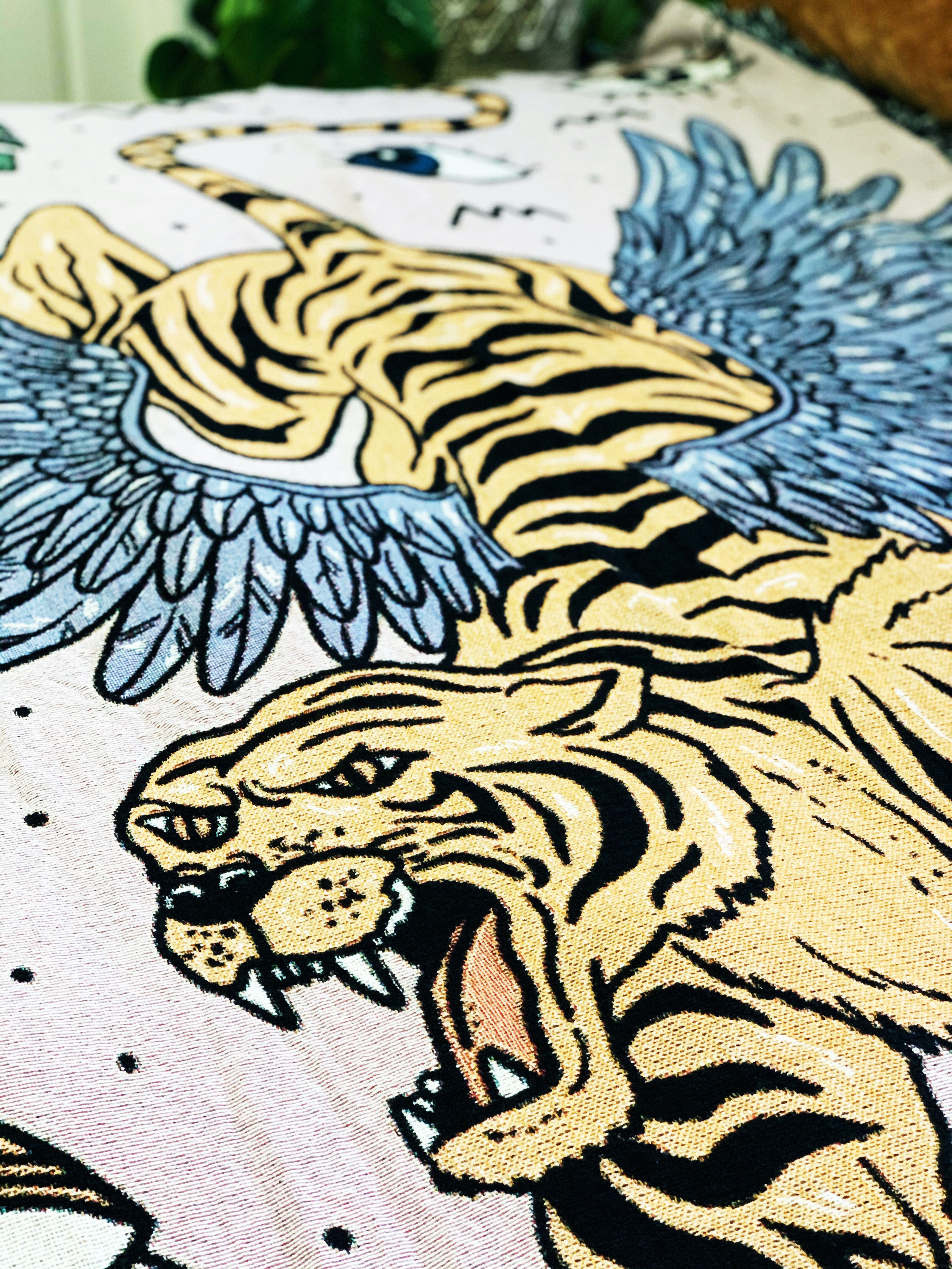 EYE OF THE TIGER // WOVEN FRINGE BLANKET