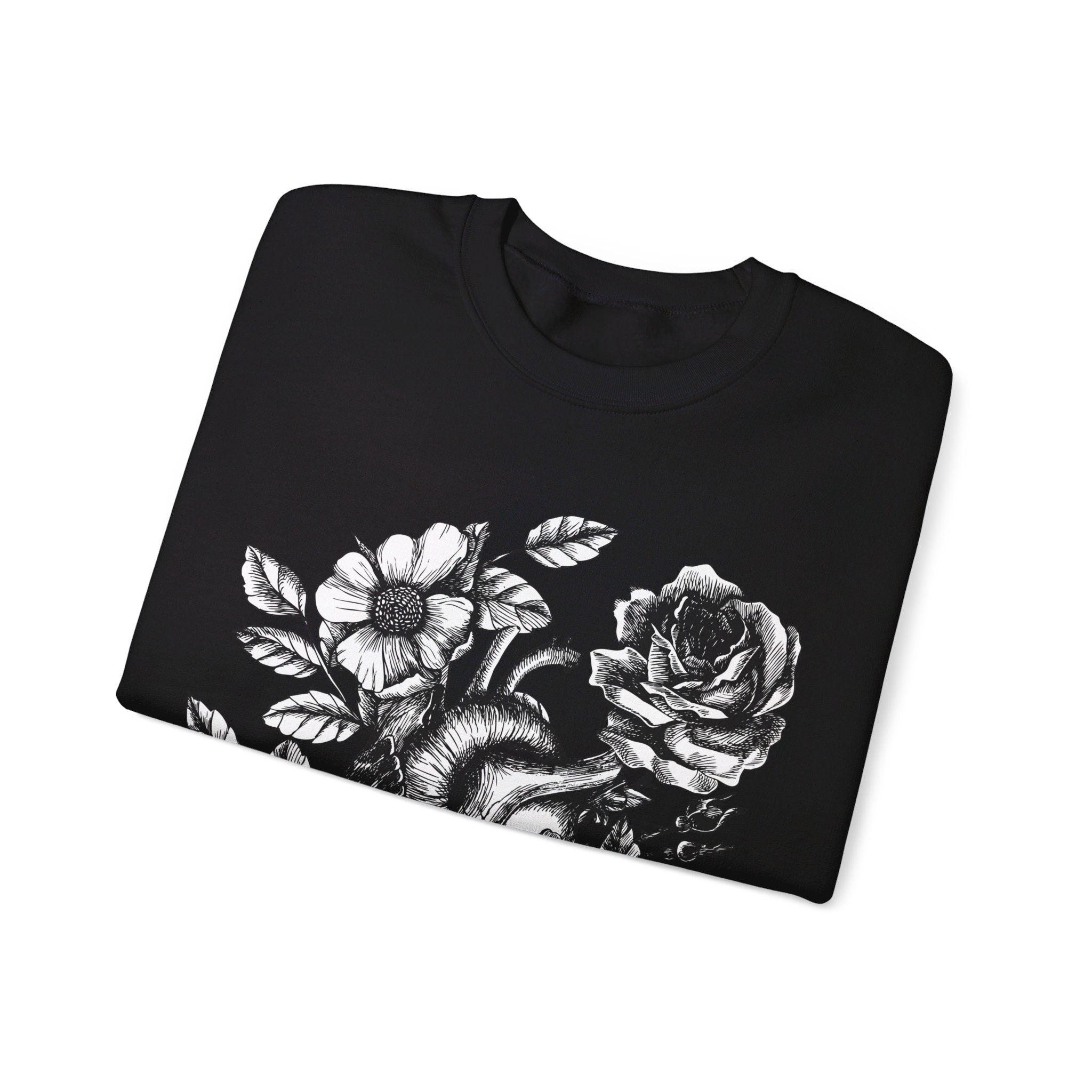 SACRED HEART (BW) // UNISEX PULLOVER