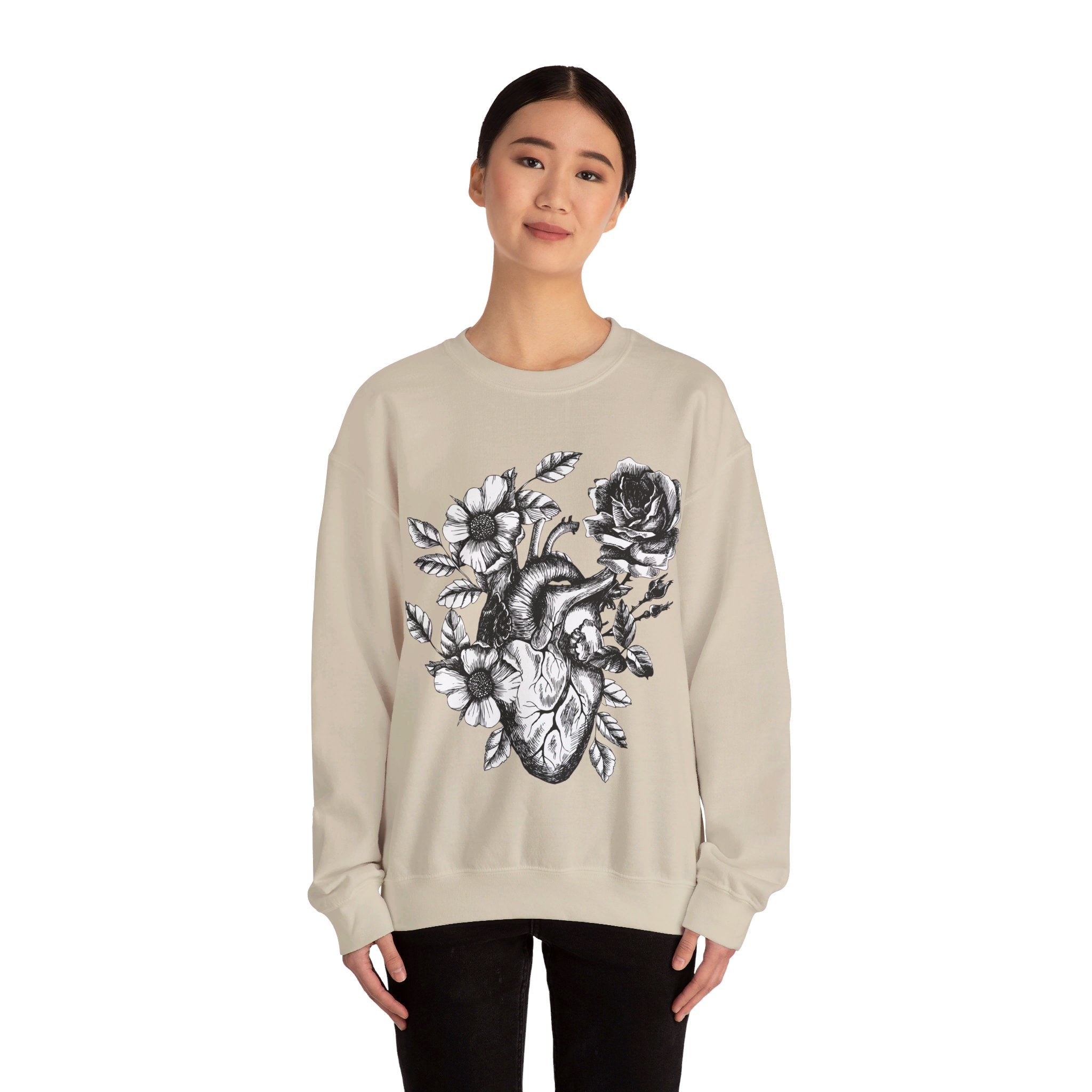 SACRED HEART (BW) // UNISEX PULLOVER