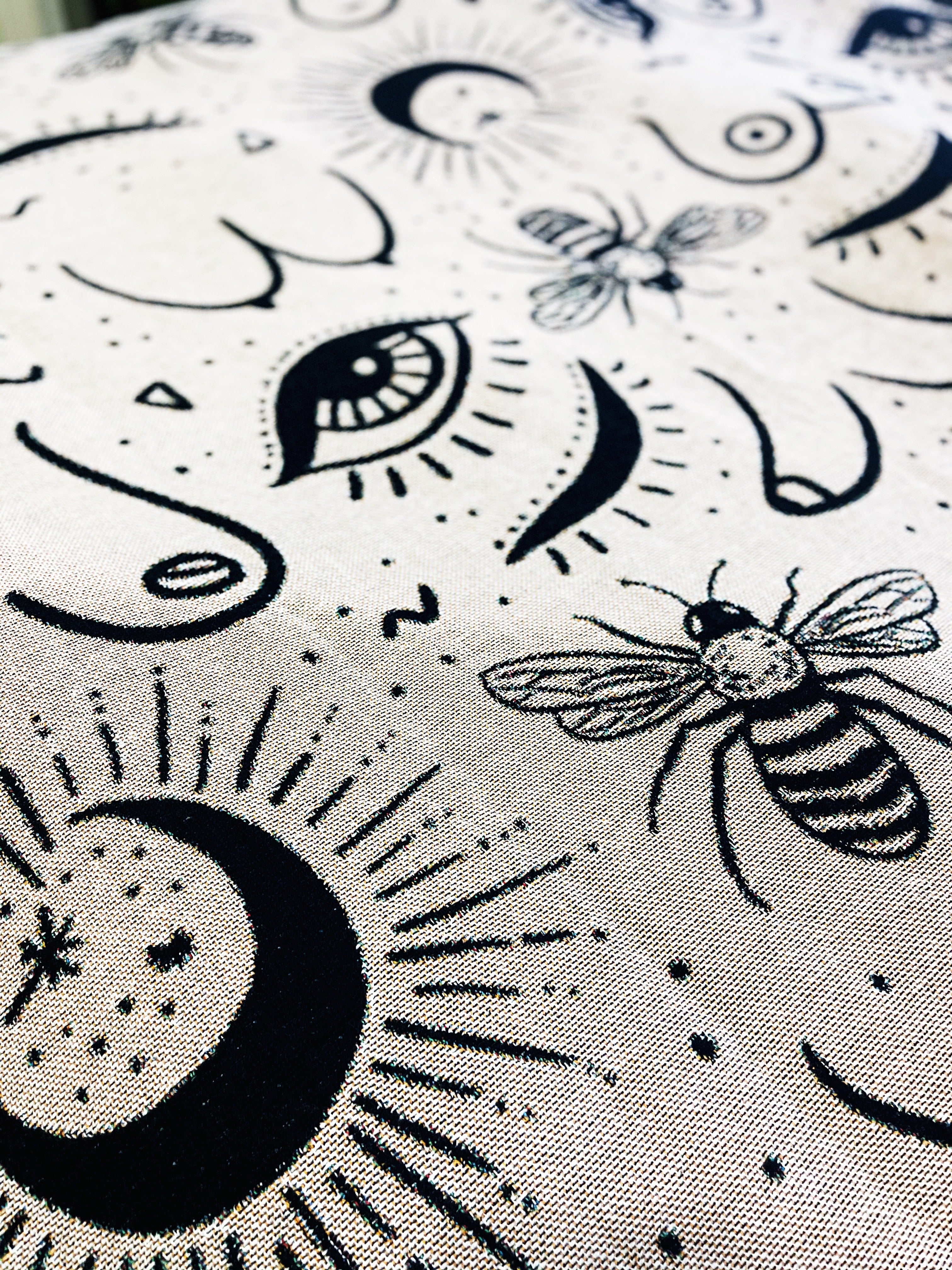 BOOB BEES // WOVEN FRINGE BLANKET