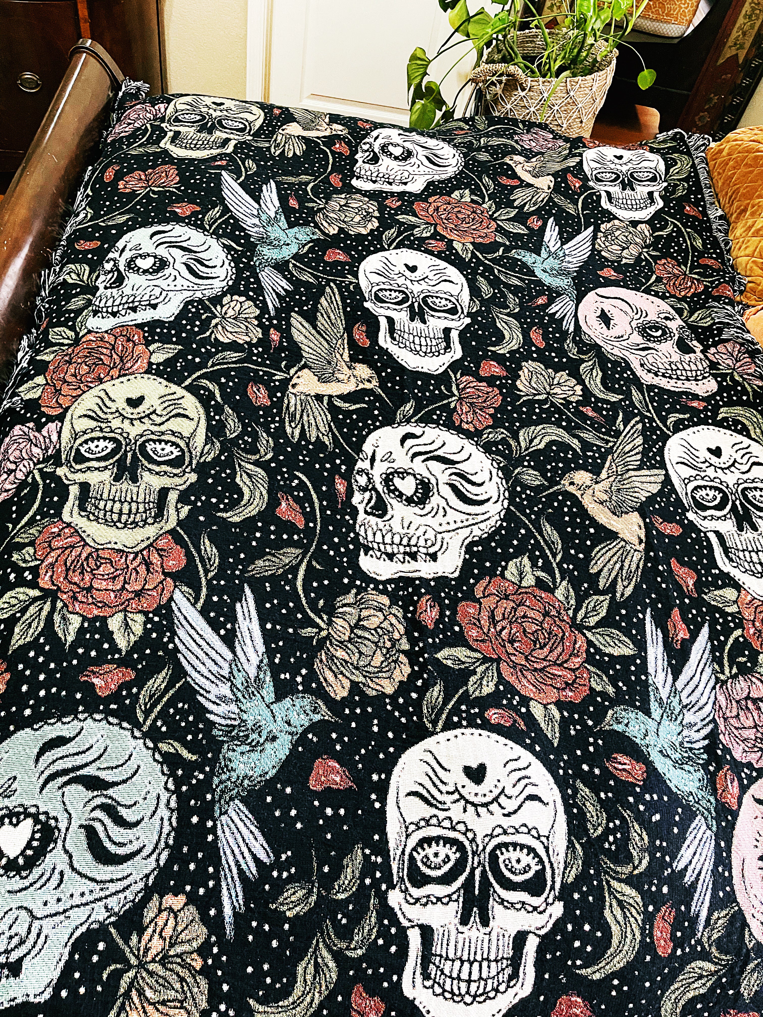 MEMENTO MORI // WOVEN FRINGE BLANKET