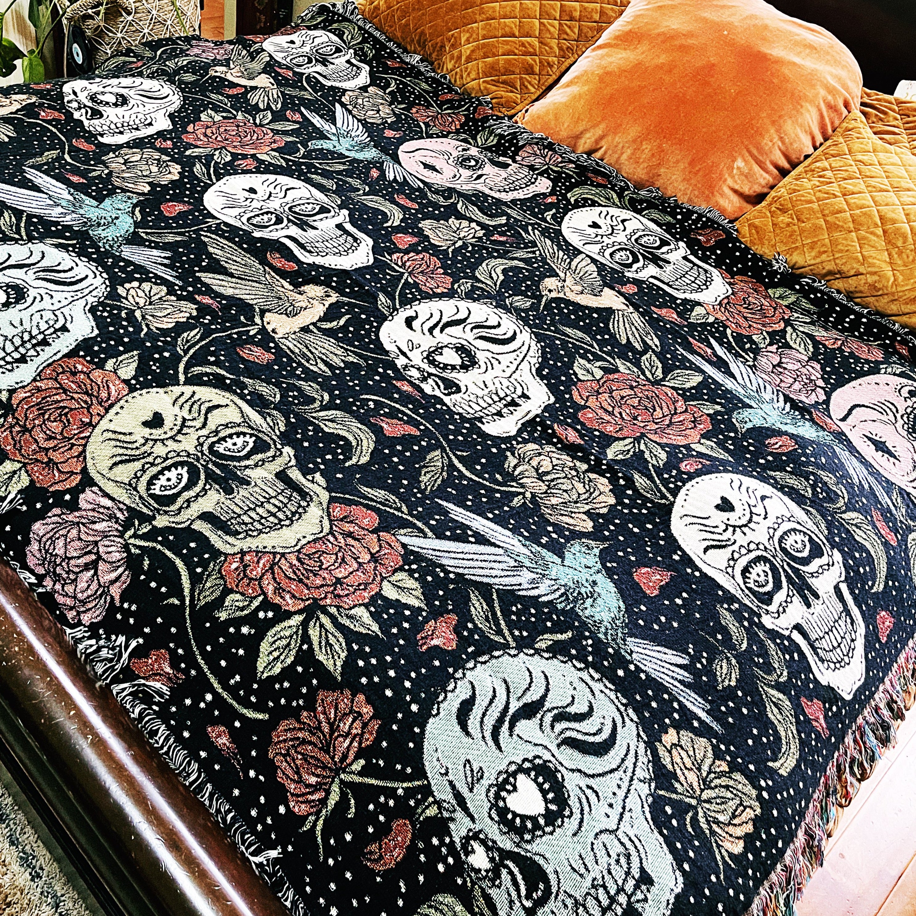 MEMENTO MORI // WOVEN FRINGE BLANKET