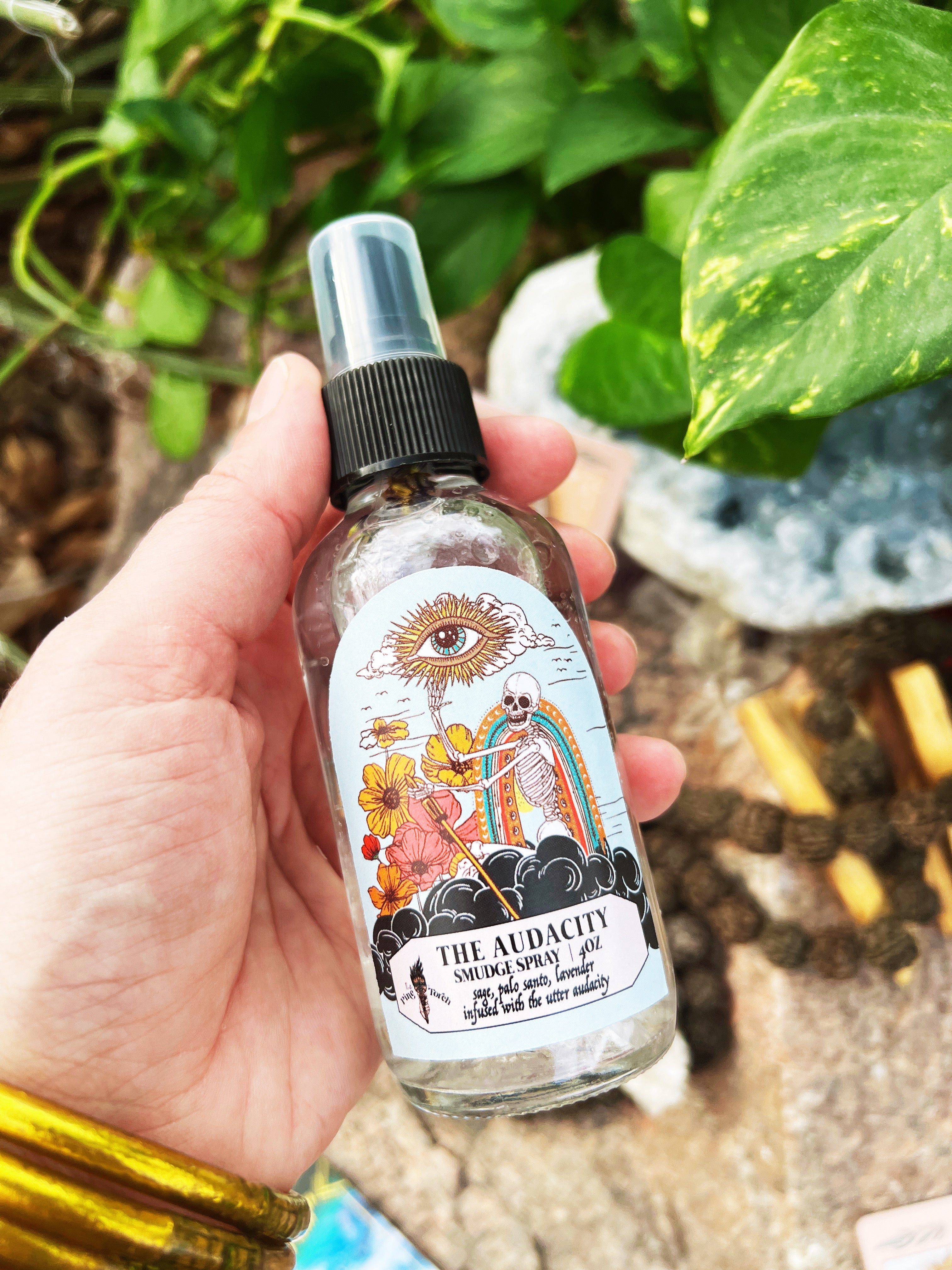 THE AUDACITY << CRYSTAL INFUSED SMUDGE SPRAY >>