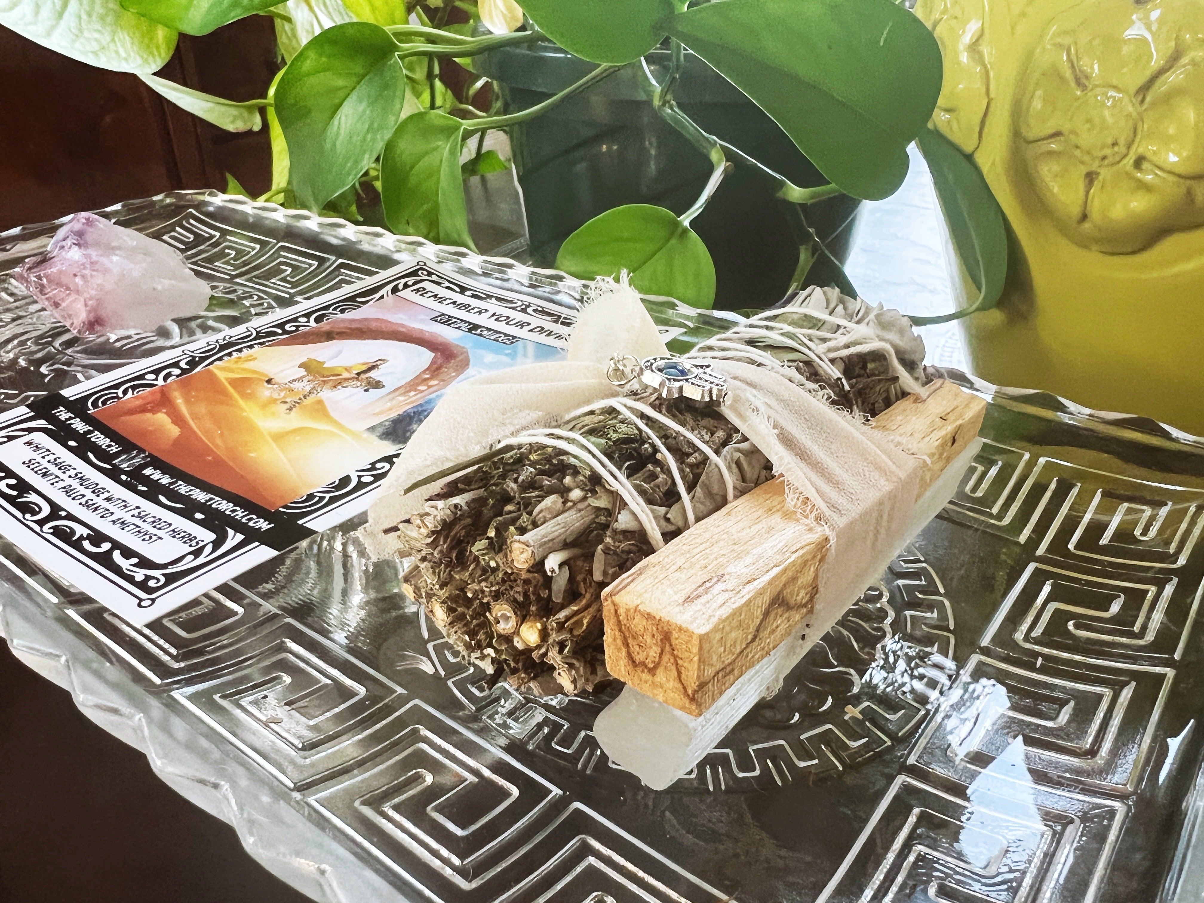 REMEMBER YOUR DIVINITY << WHITE SAGE WITH 7 SACRED HERBS, PALO SANTO, SELENITE, AMETHYST >> RITUAL KIT