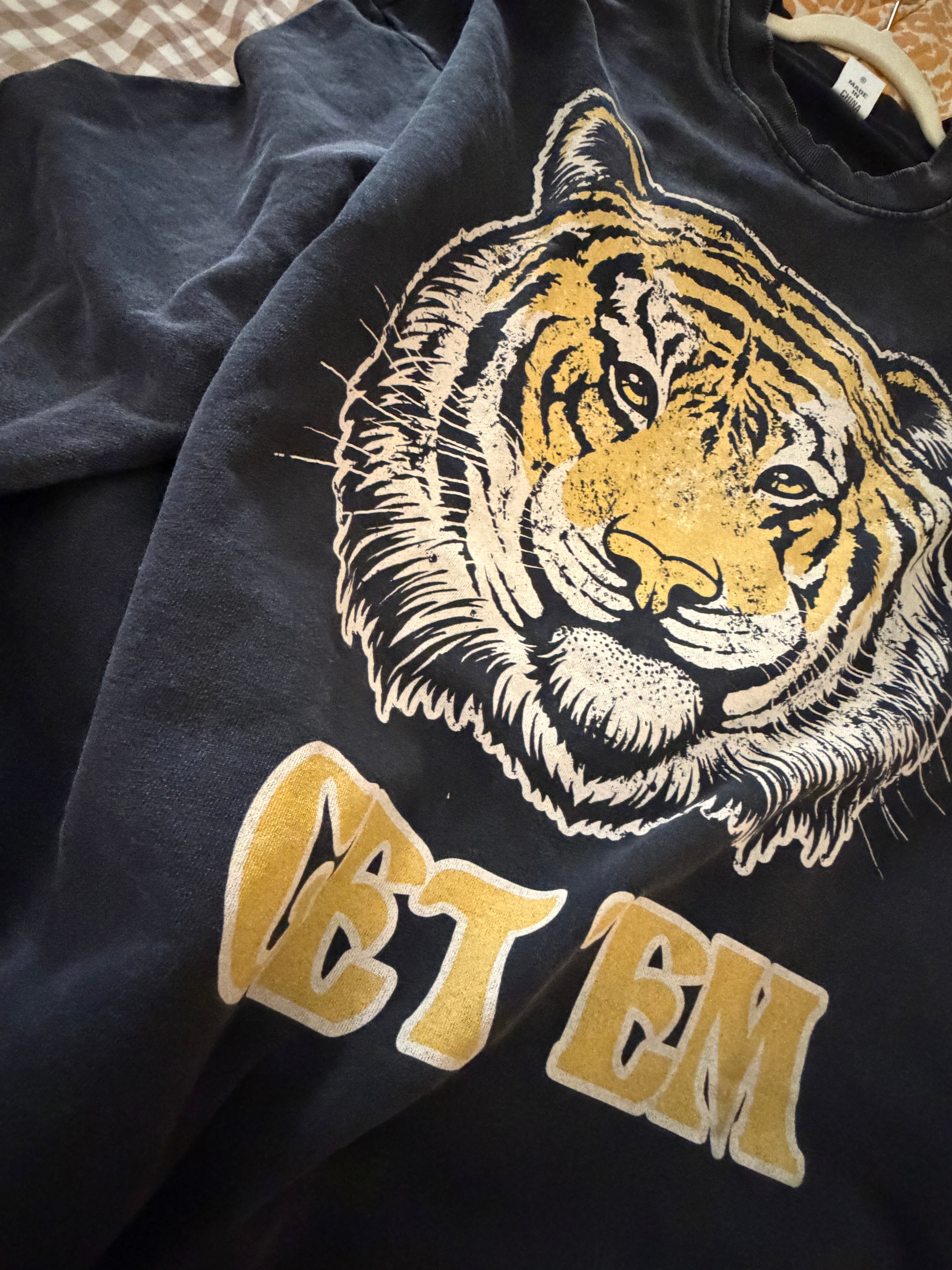 Get 'Em // Snow Washed Oversized Sweatshirt
