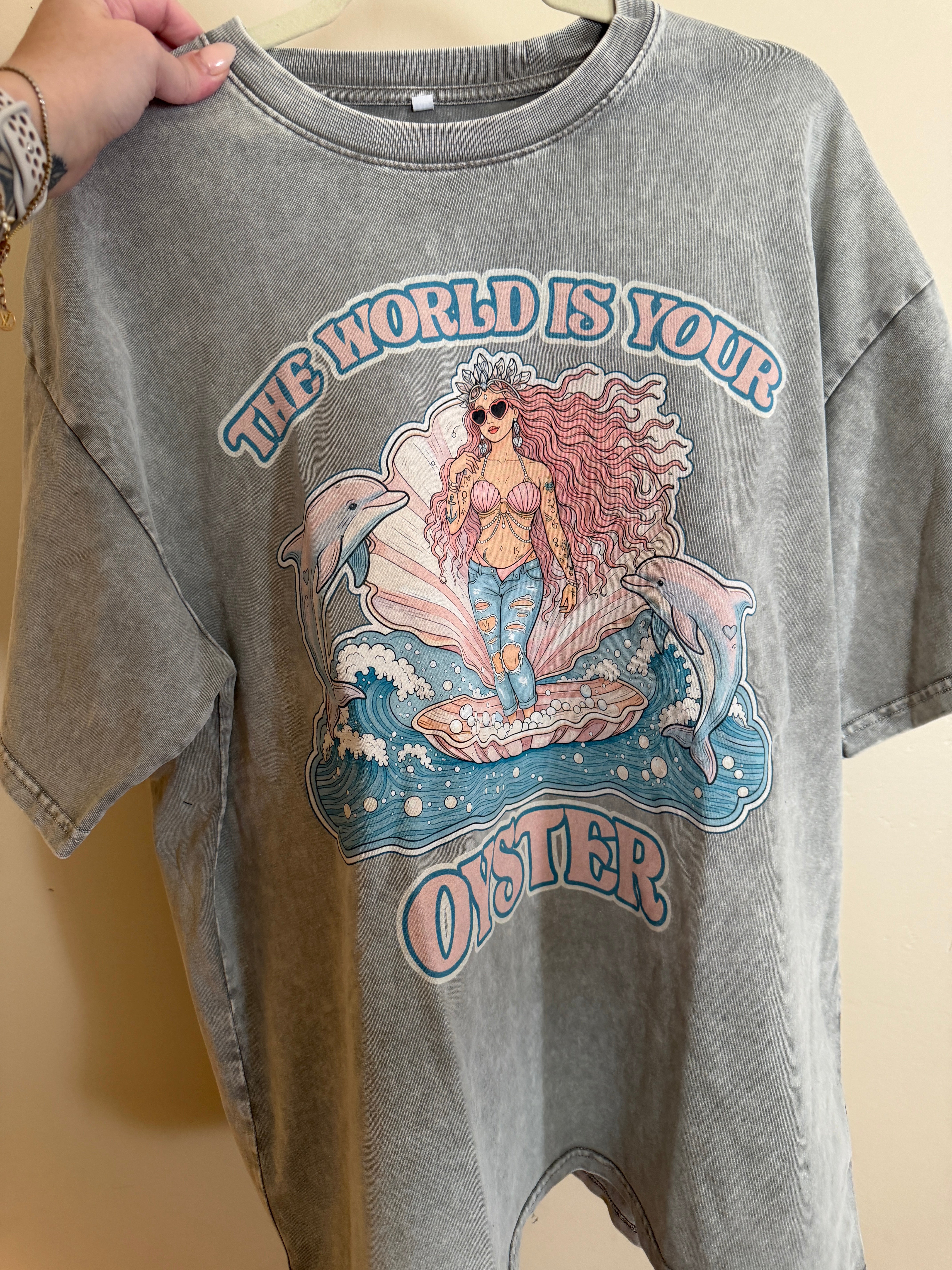 The World is Your Oyster // Snow Washed Oversized Cotton T-Shirt