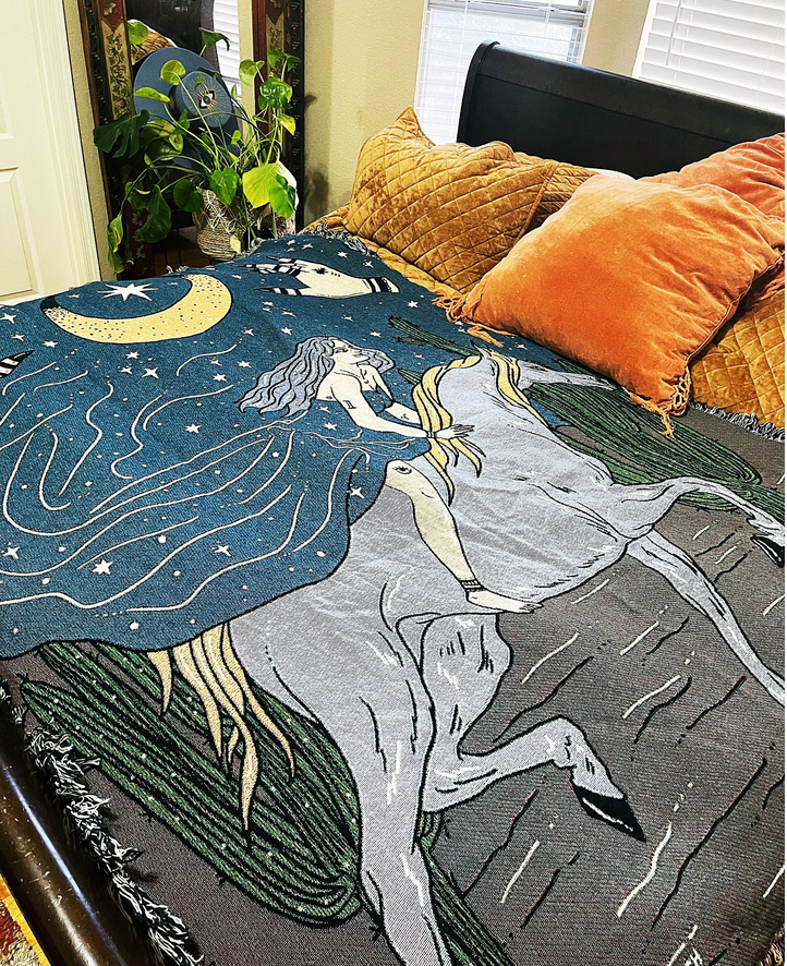 MIDNIGHT RIDER // WOVEN FRINGE BLANKET