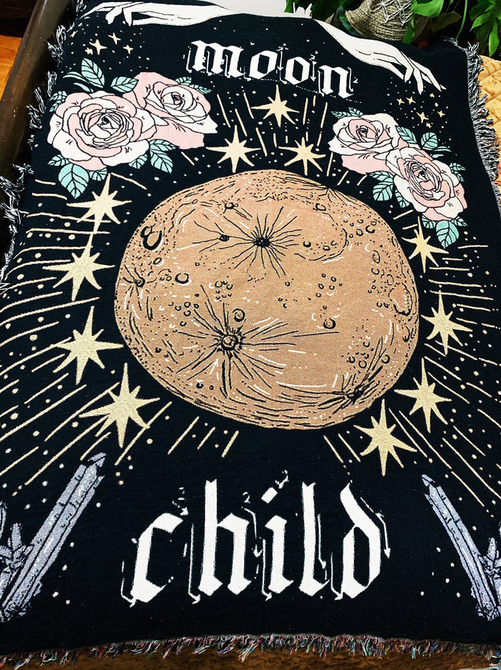 MOON CHILD // WOVEN FRINGE BLANKET